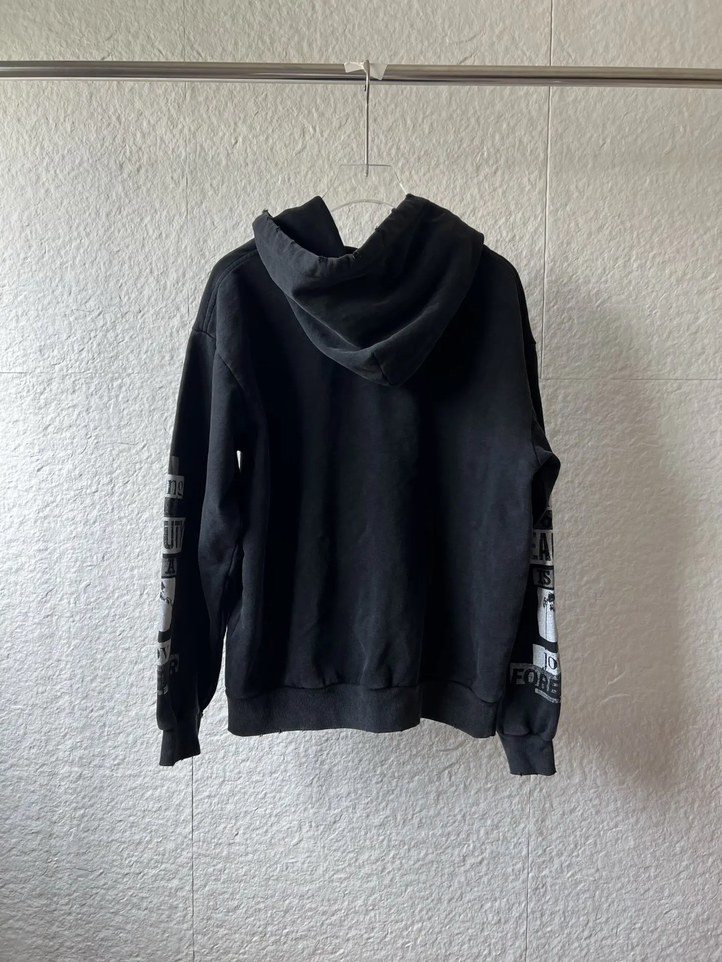 Distressed Graphic Print Oversized Hoodie D21022855 — view 6
