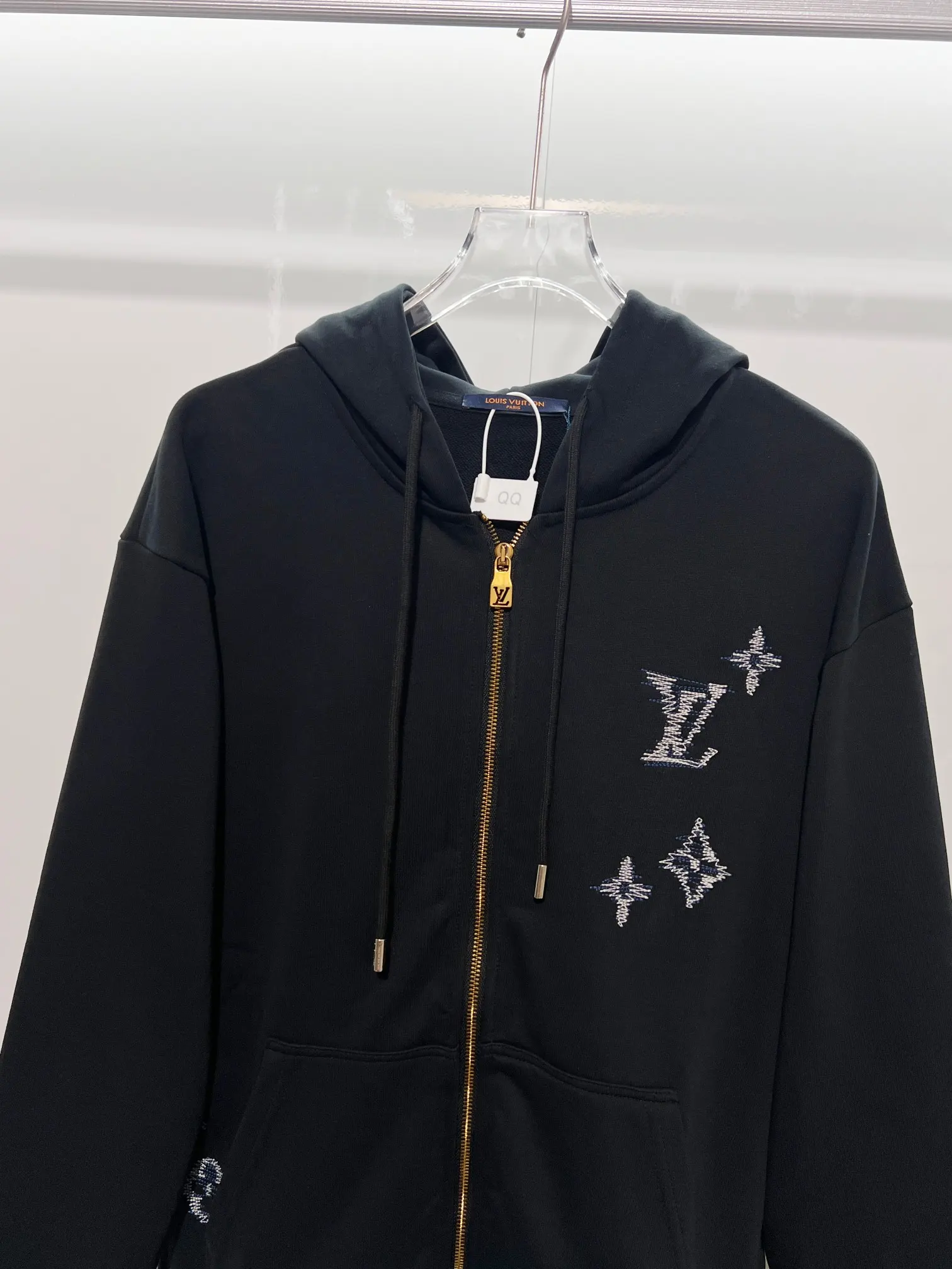 Embroidered Logo Zip-Up Hoodie D21024152 — view 3