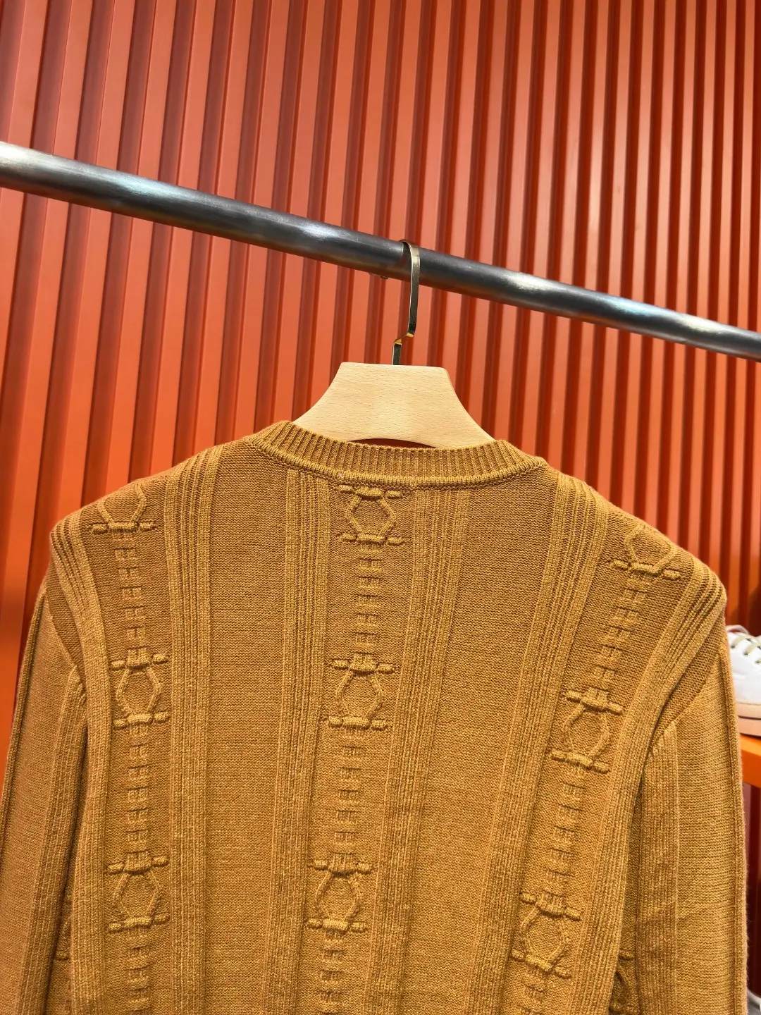 Embroidered Logo Wool-Cashmere Blend Sweater D21523324 — view 10