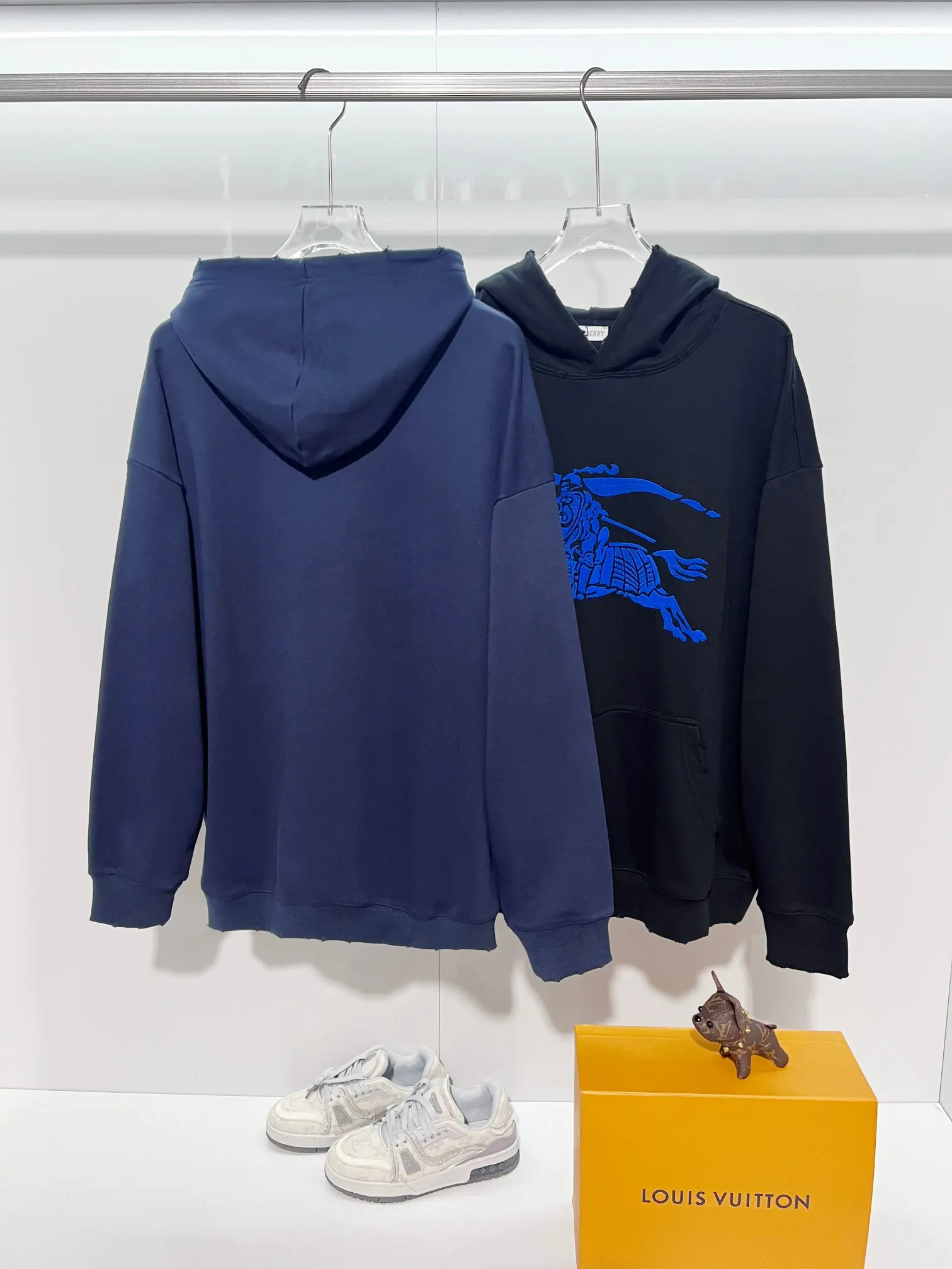 EKD Logo Distressed Cotton Hoodie D22024132 — view 11