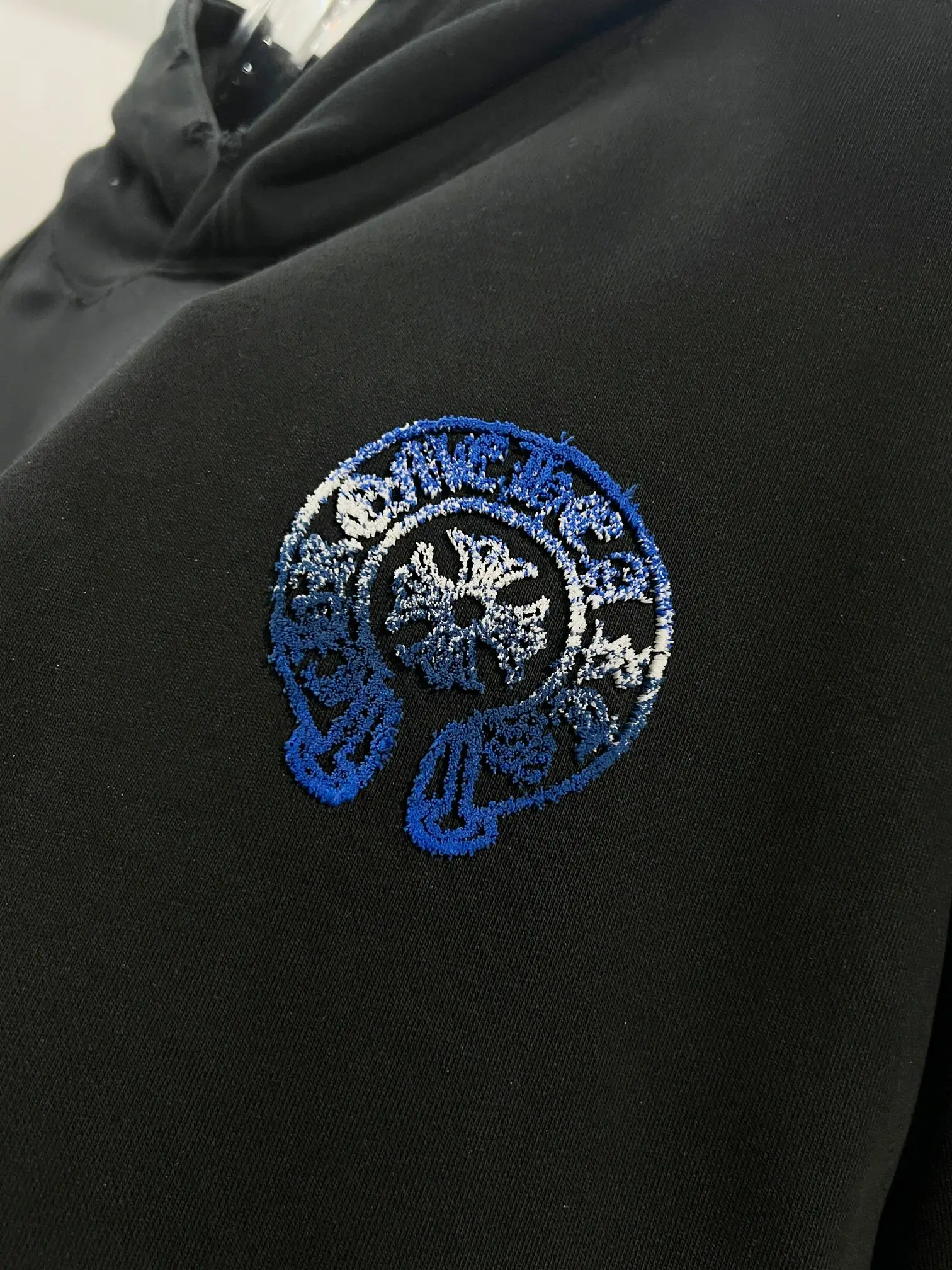 Chrome Hearts Embroidered Horseshoe Logo Hoodie D22024142 — view 4