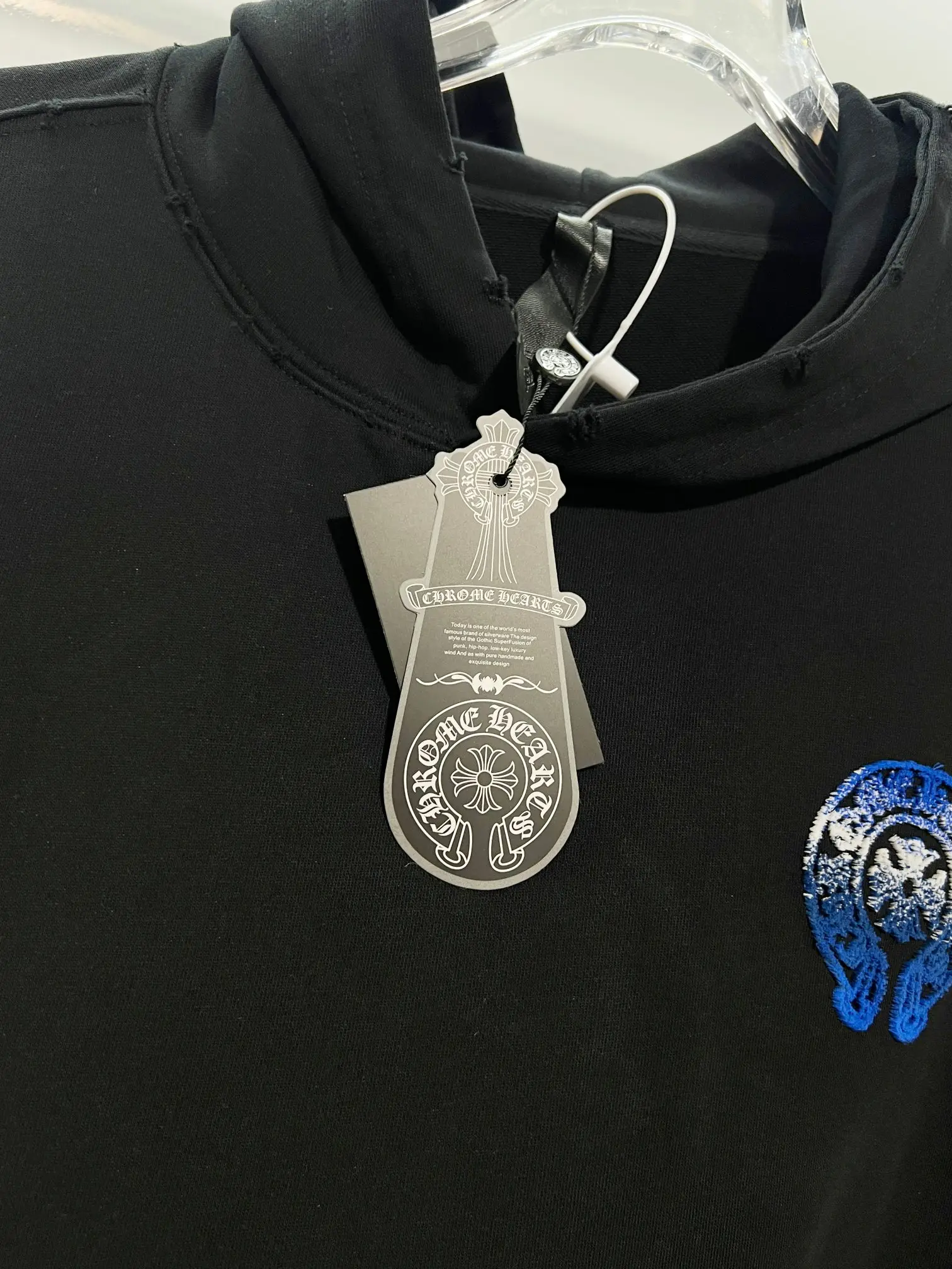 Chrome Hearts Embroidered Horseshoe Logo Hoodie D22024142 — view 6