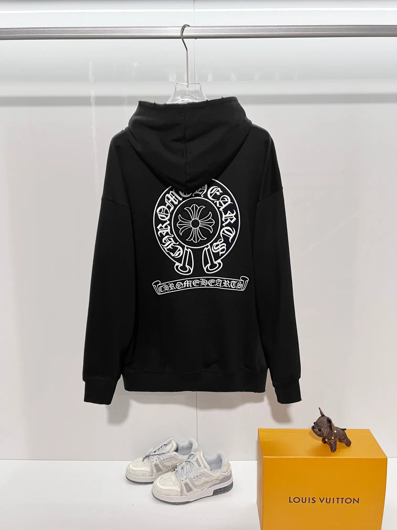 Logo Embroidery Distressed Cotton Hoodie D22024144 — view 2