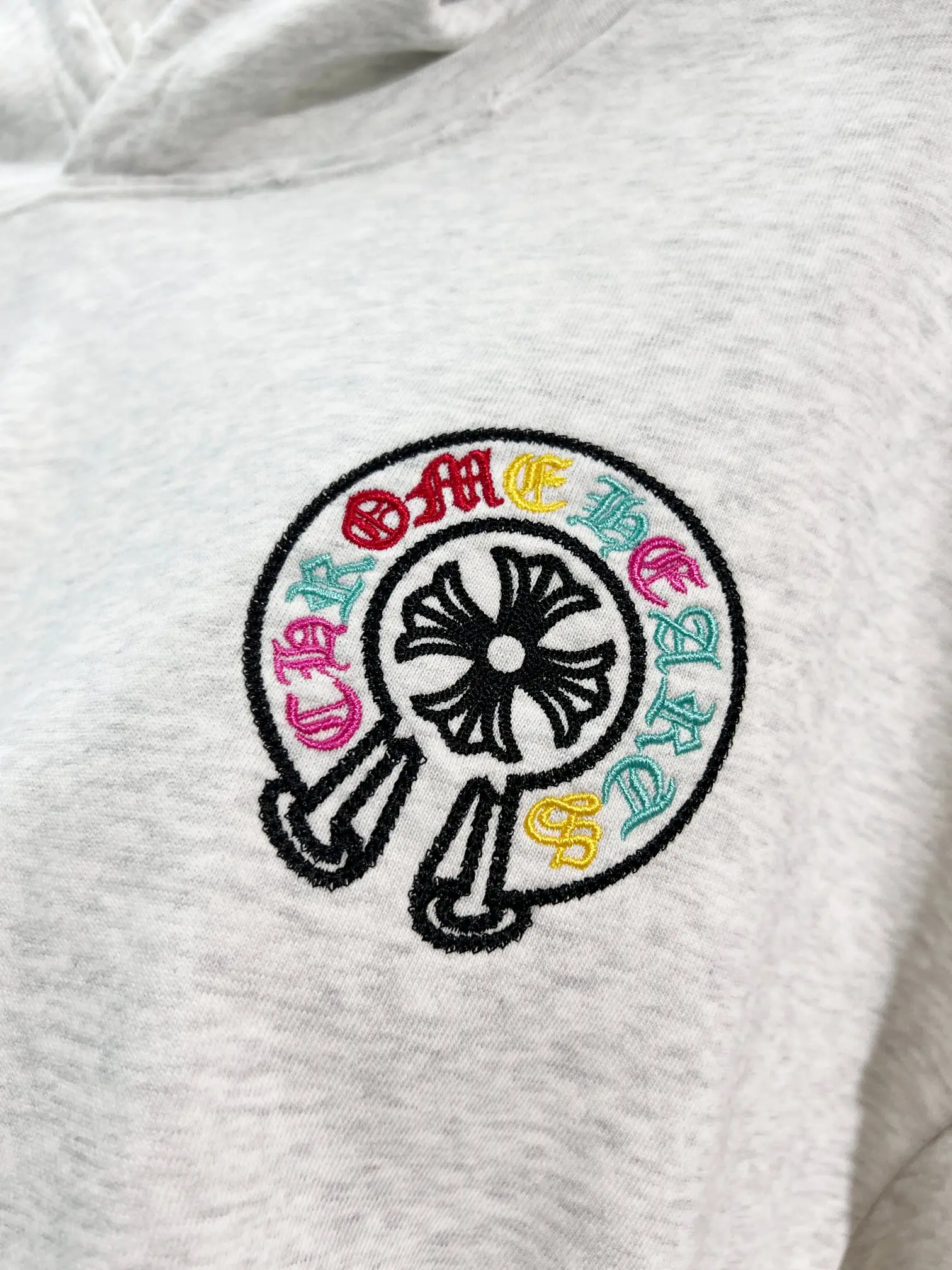 Logo Embroidery Distressed Cotton Hoodie D22024147 — view 4