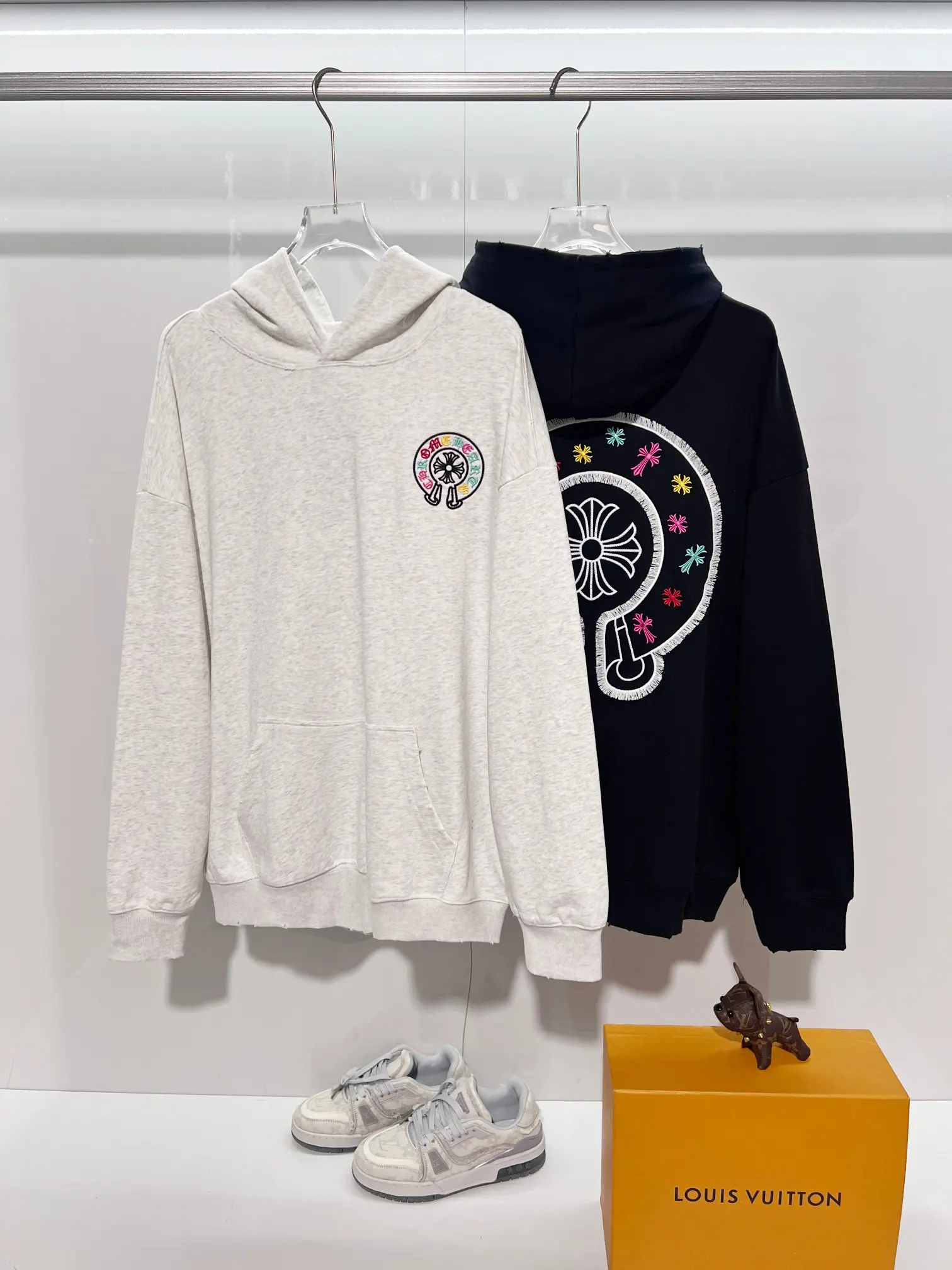 Logo Embroidery Cotton-Jersey Hoodie D22024146 — view 10