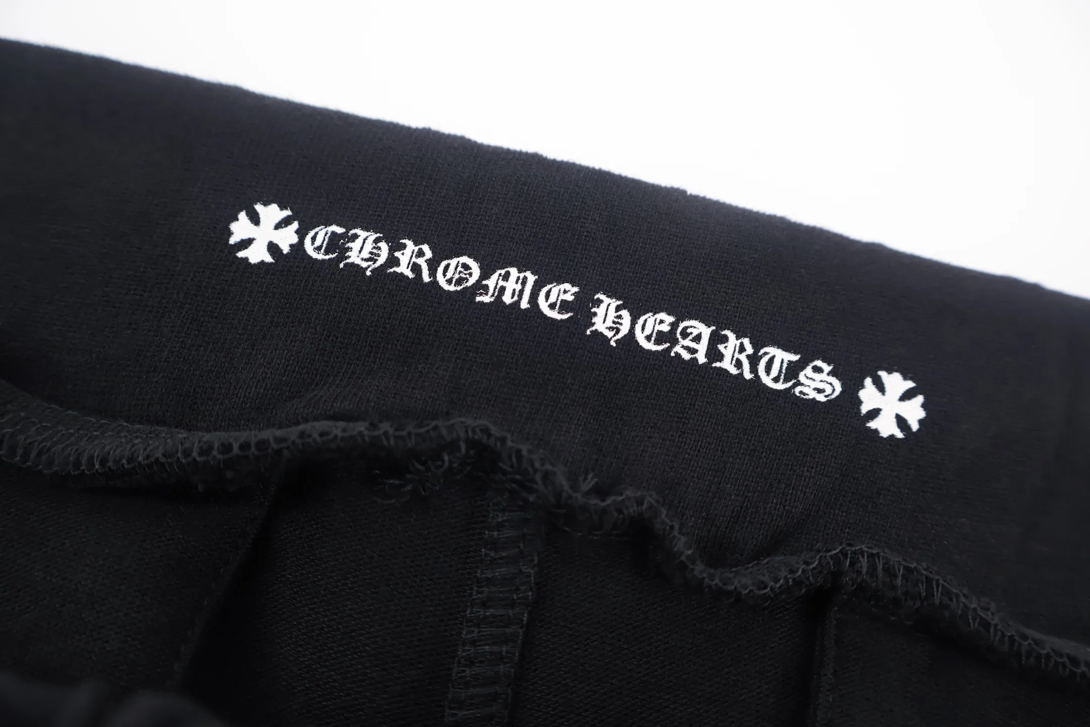 Logo-Print Brushed Cotton Sweat Shorts D22021156 — view 3