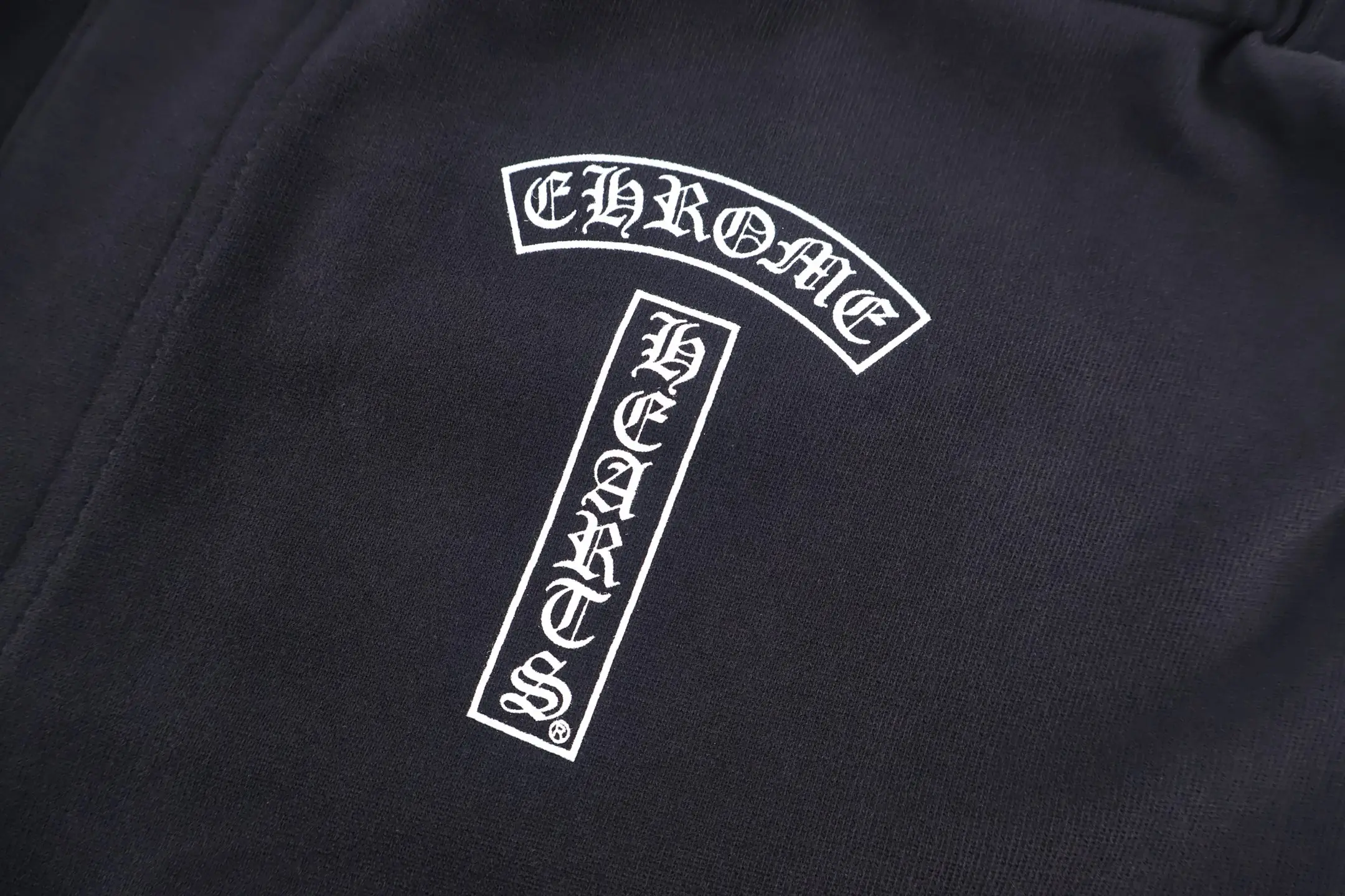 Logo-Print Brushed Cotton Sweat Shorts D22021156 — view 7