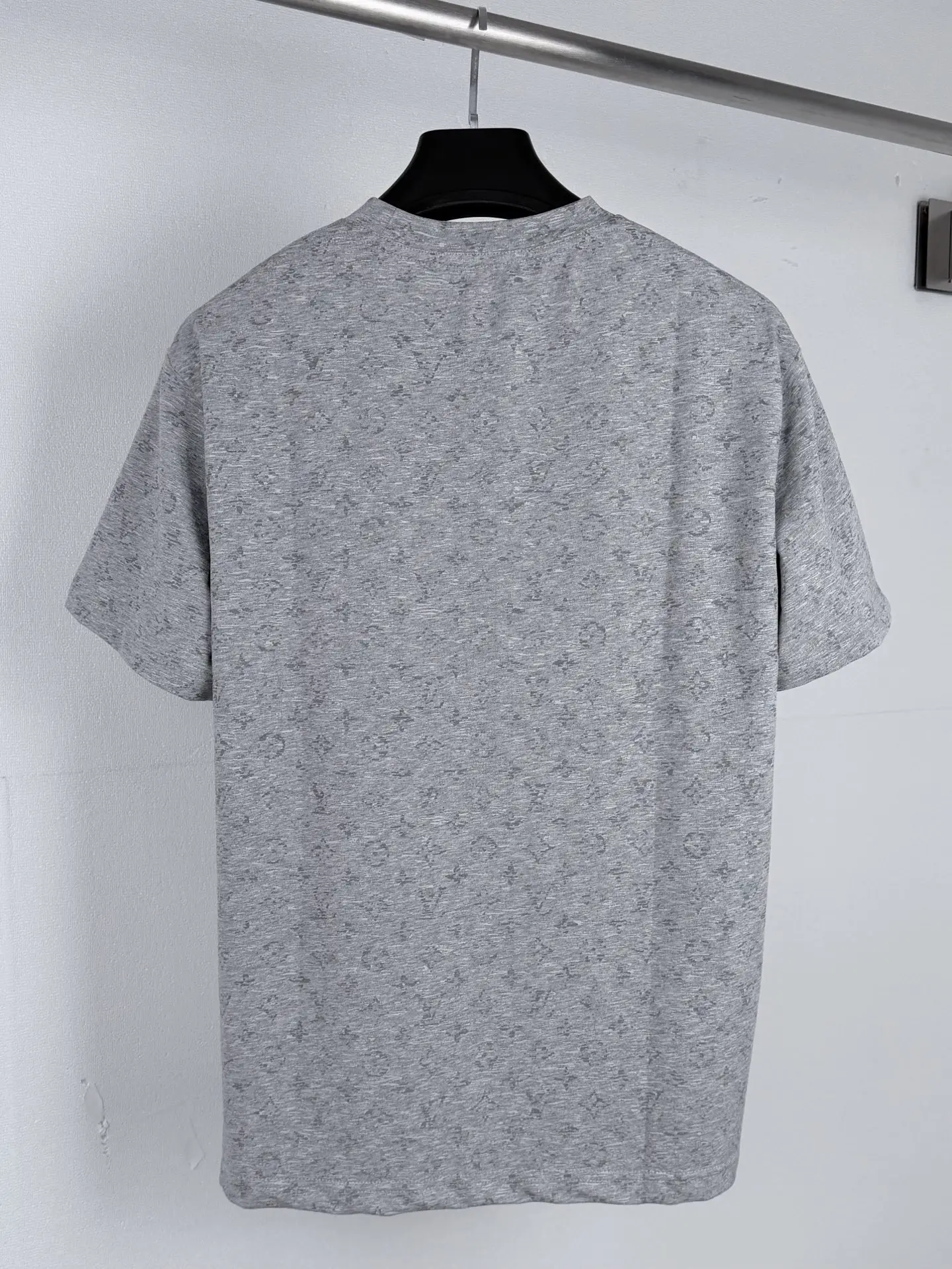 Monogram Reflective Print Cotton T-Shirt D22022861 — view 4