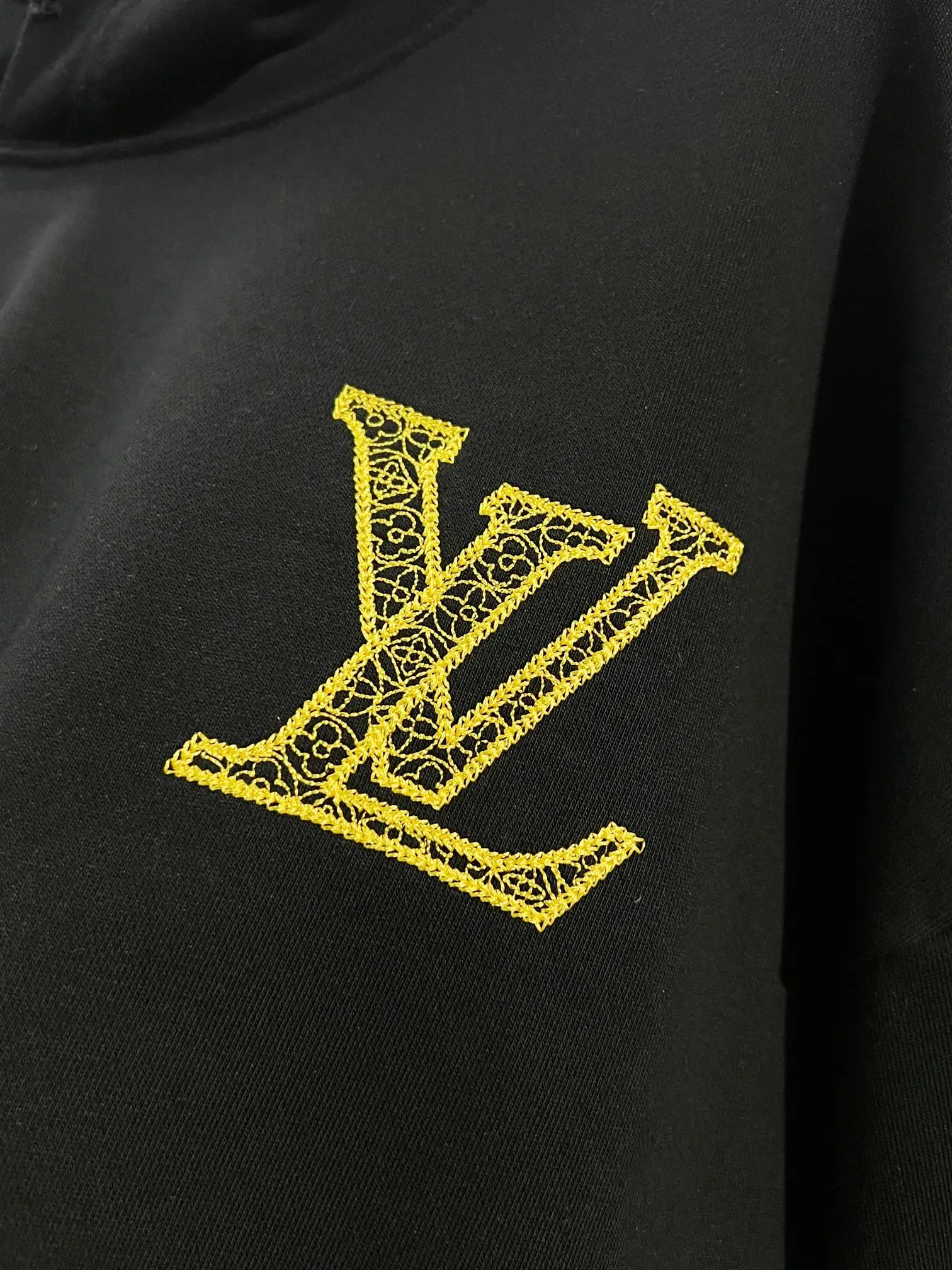 Embroidered Logo Distressed Cotton Hoodie D22024136 — view 4