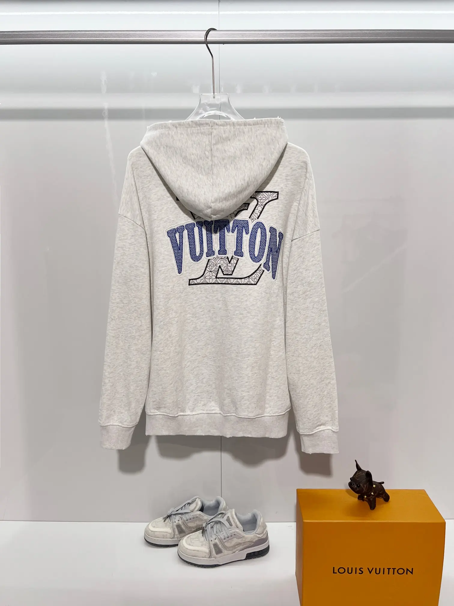 Logo Embroidered Distressed Cotton Hoodie D22024137 — view 2