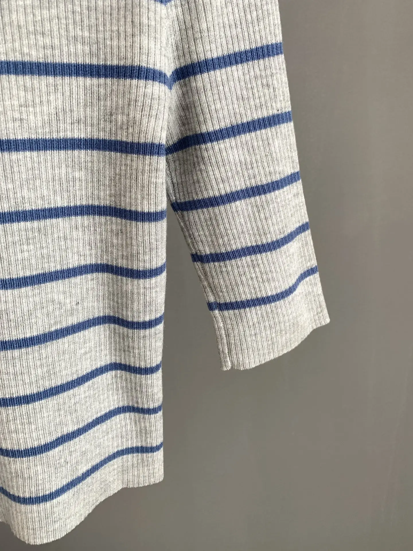 Logo Intarsia Striped Wool Knit Top D22024056 — view 5