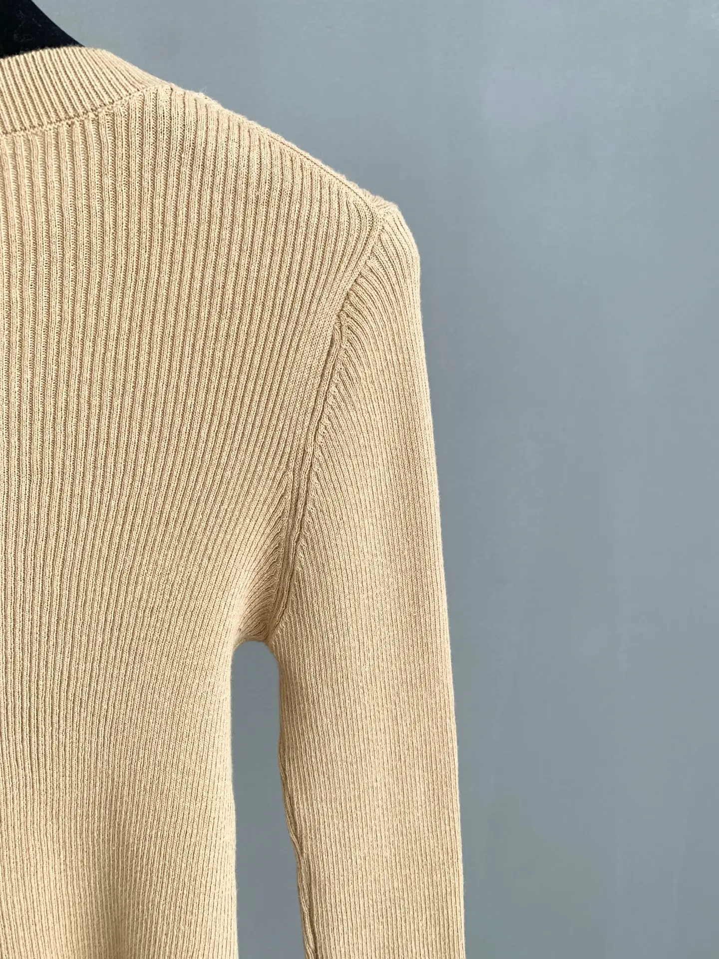 Logo Intarsia Ribbed Wool Sweater D22024060 — view 3