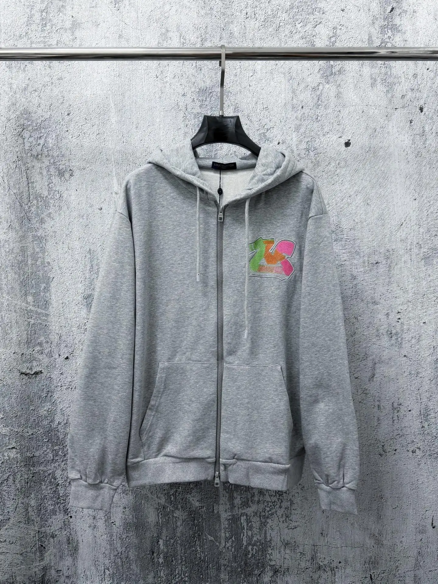 Embroidered Logo Zip-Up Hoodie D22524760
