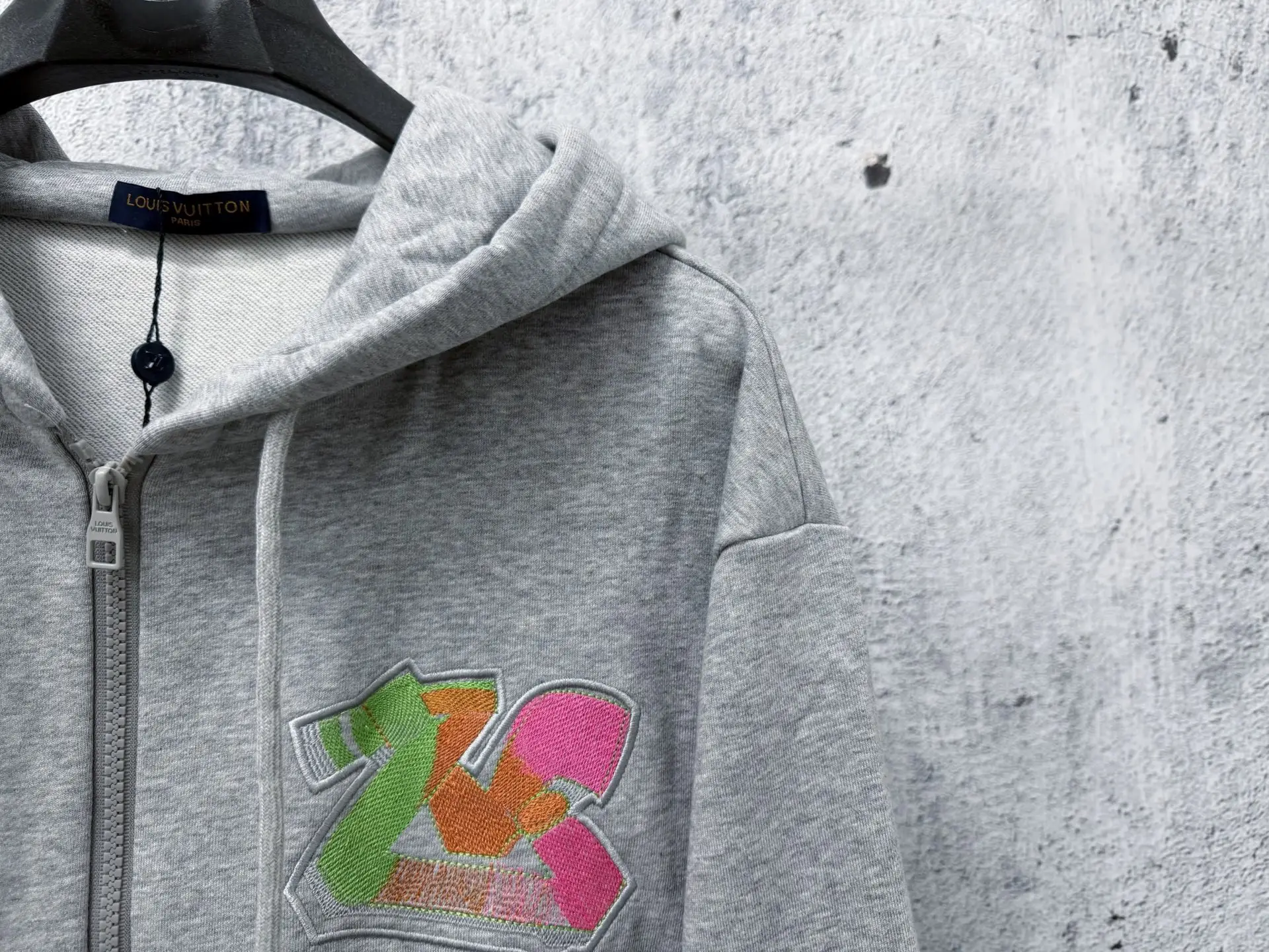 Embroidered Logo Zip-Up Hoodie D22524760 — view 3