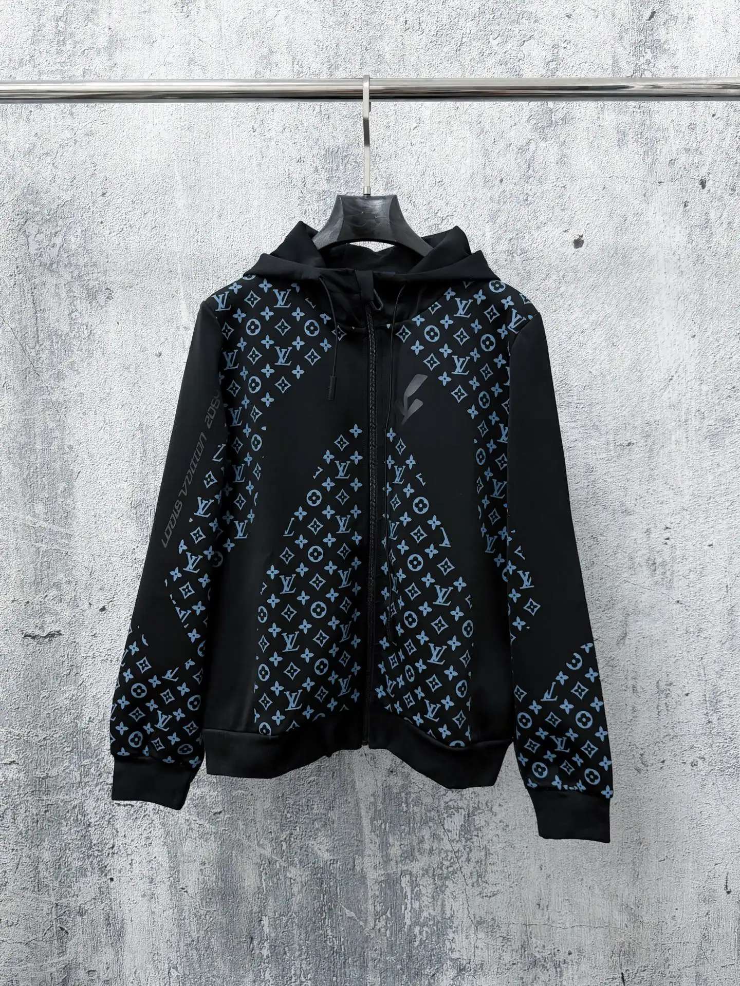 Monogram Print Zip-Up Hoodie D22524761