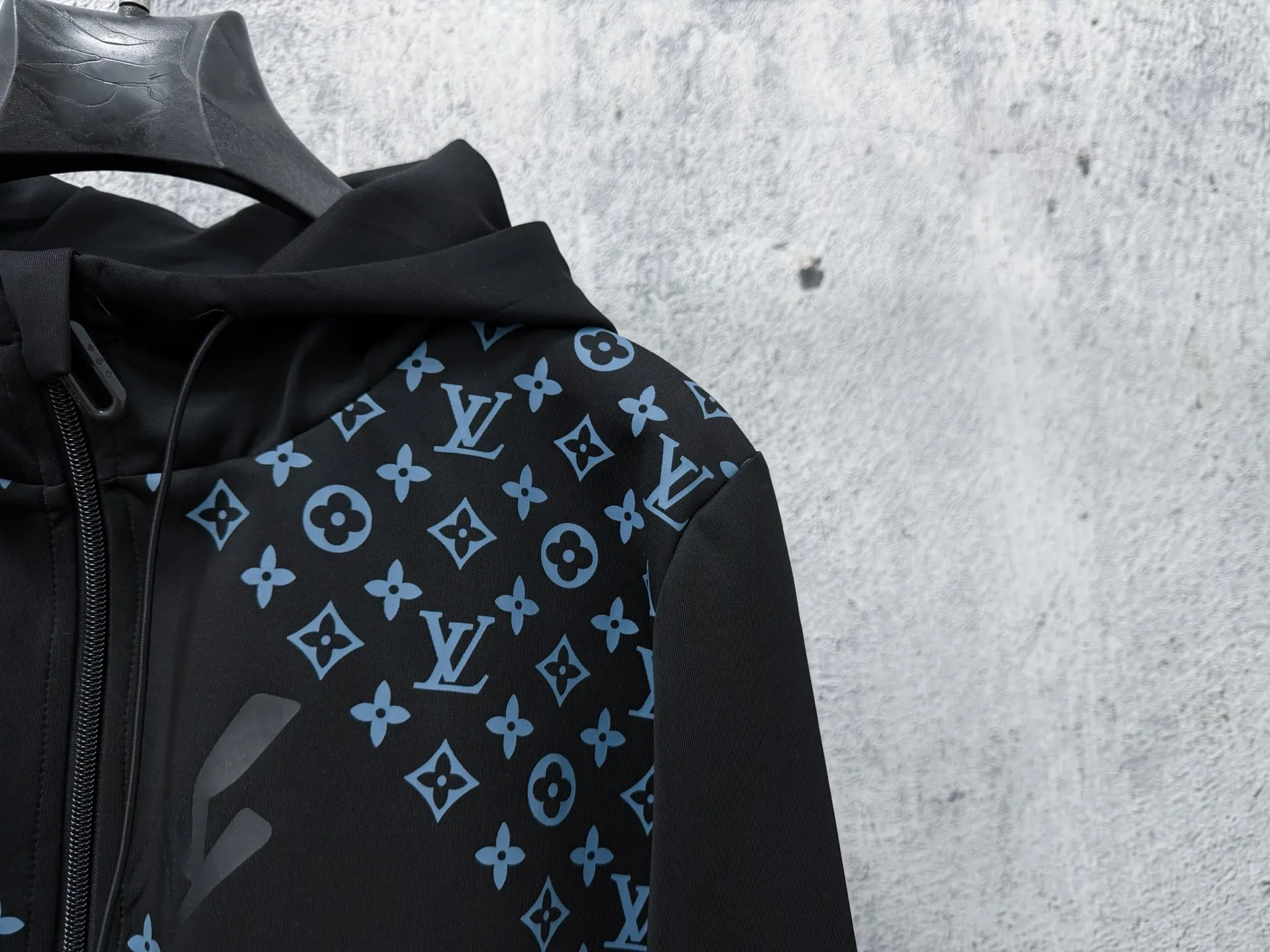 Monogram Print Zip-Up Hoodie D22524761 — view 3