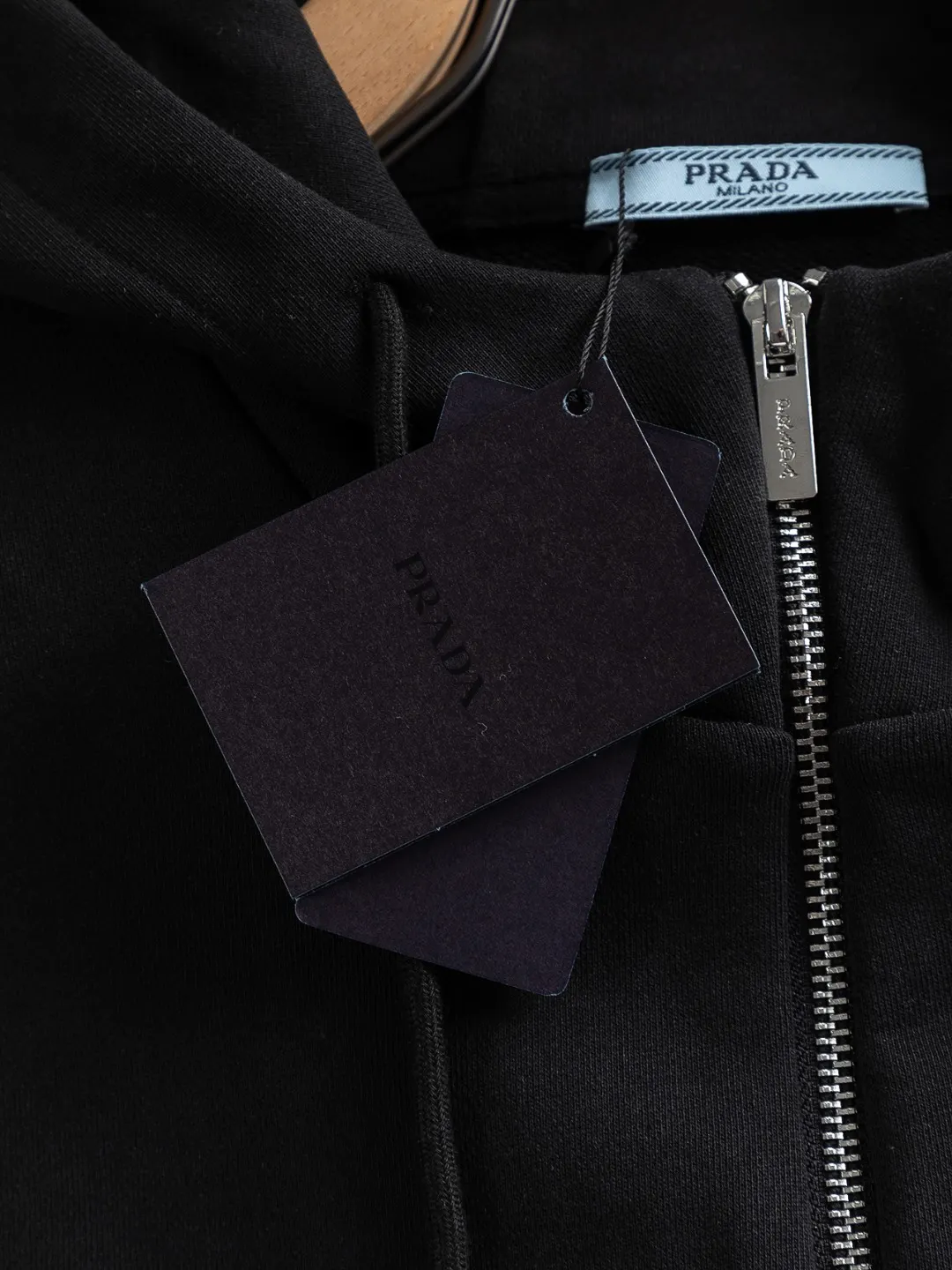 Logo-Appliqué Zip-Up Hooded Gilet D22524118 — view 13
