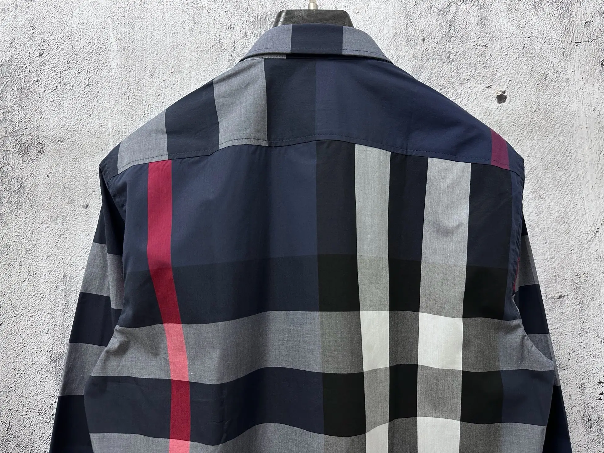 Classic Check Cotton Poplin Shirt D22524864 — view 7