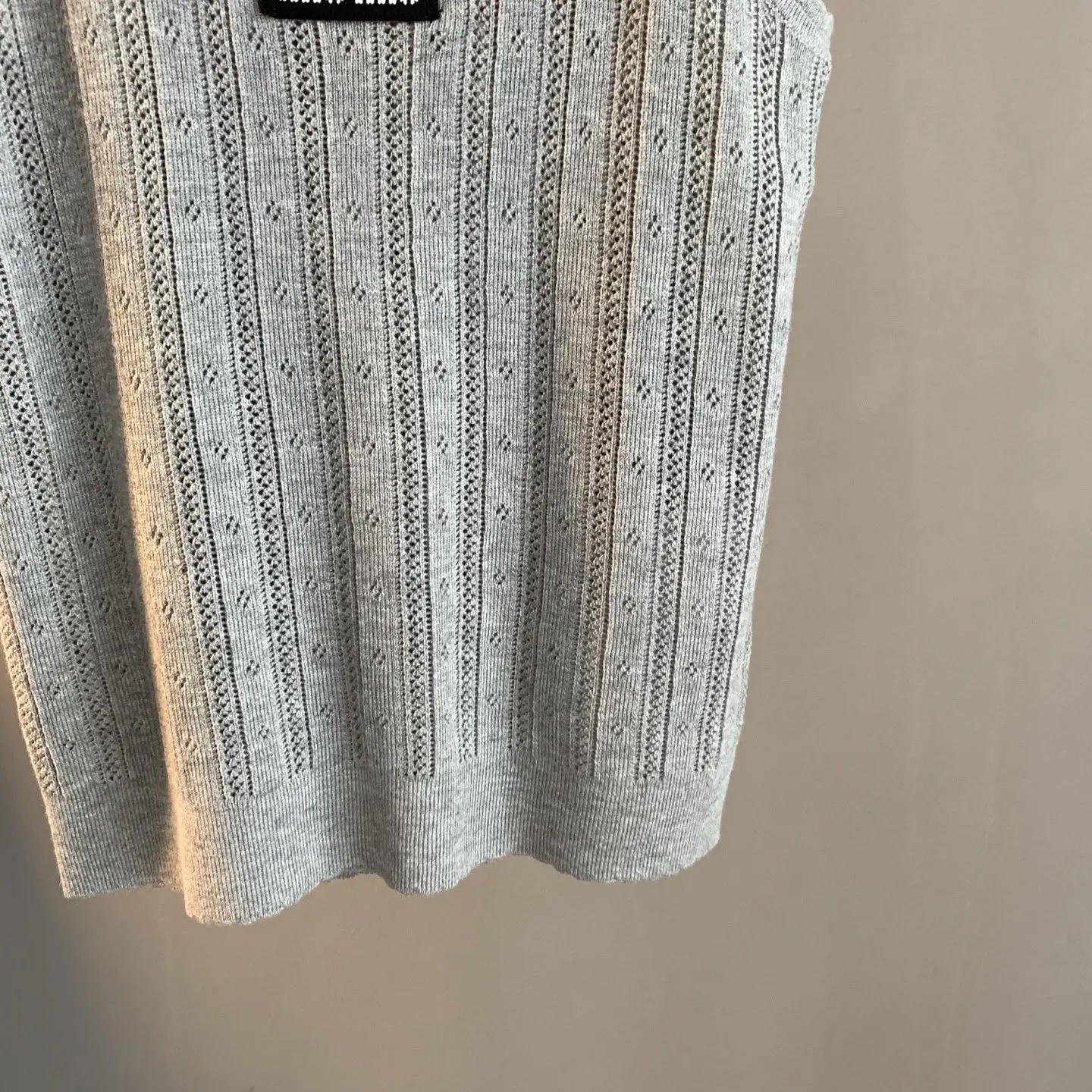 Logo-Patch Pointelle-Knit Cashmere-Blend Tank Top D22524195 — view 9