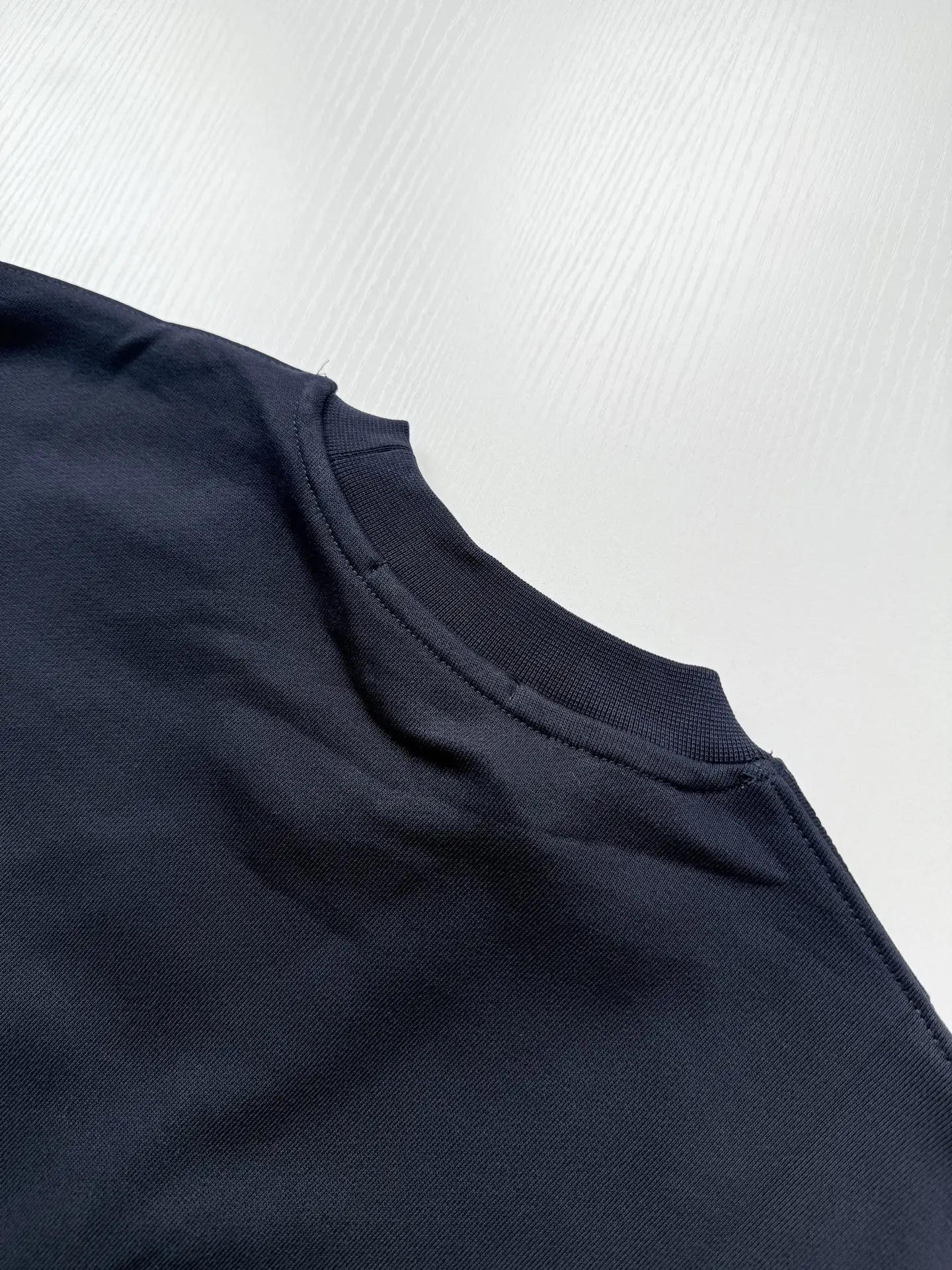 Logo-Embroidered Crew-Neck Sweatshirt D23023913 — view 9