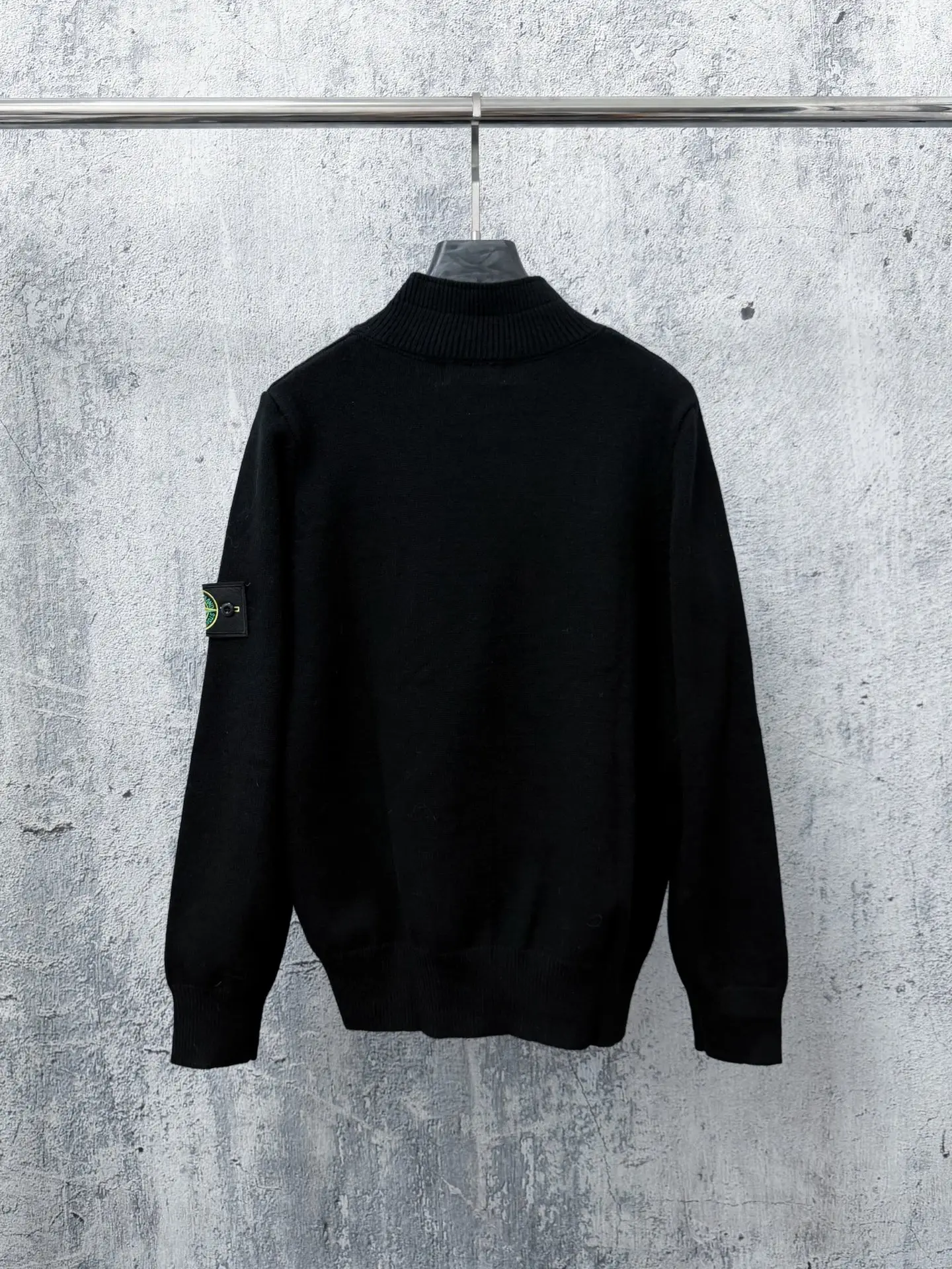 Button-Neck Wool Knit Sweater D23524857 — view 2