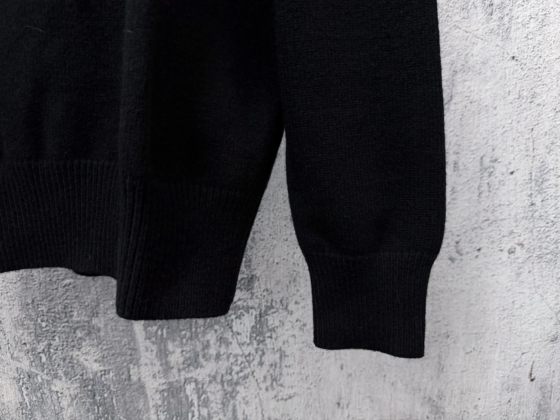 Button-Neck Wool Knit Sweater D23524857 — view 7