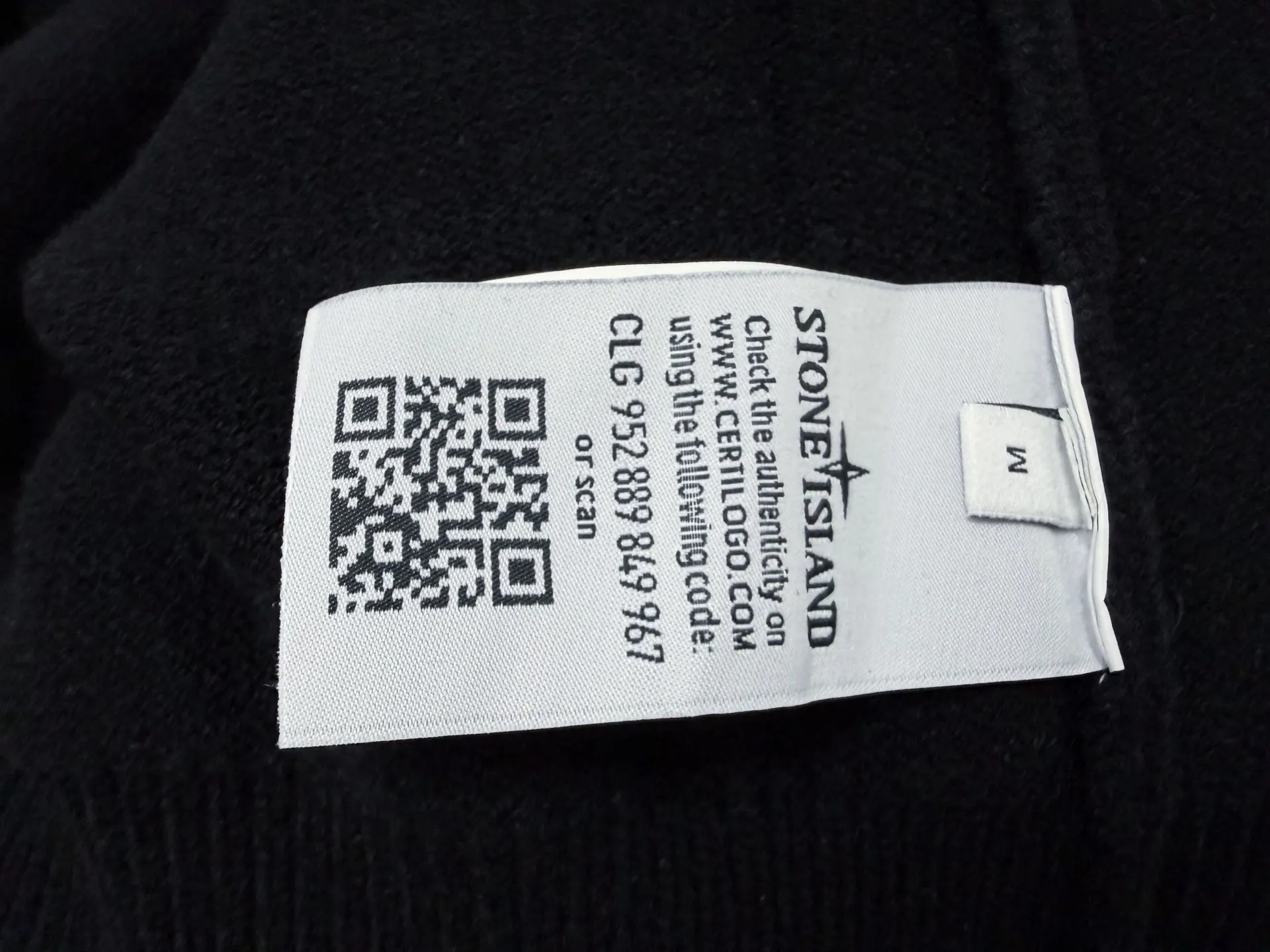 Button-Neck Wool Knit Sweater D23524857 — view 9