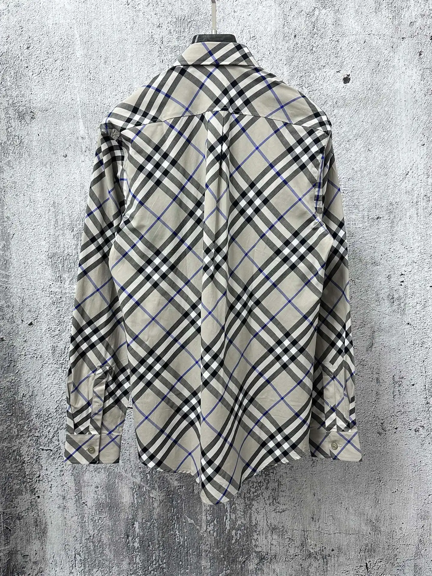 Check Technical Twill Long-Sleeved Shirt D23524873 — view 2