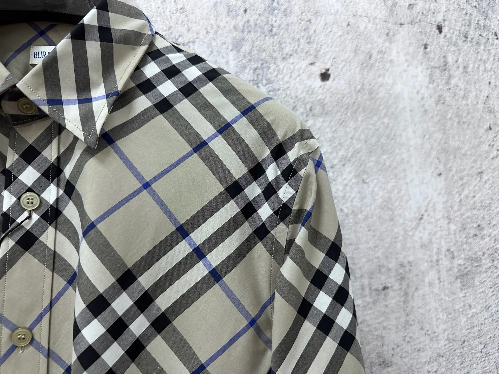 Check Technical Twill Long-Sleeved Shirt D23524873 — view 3
