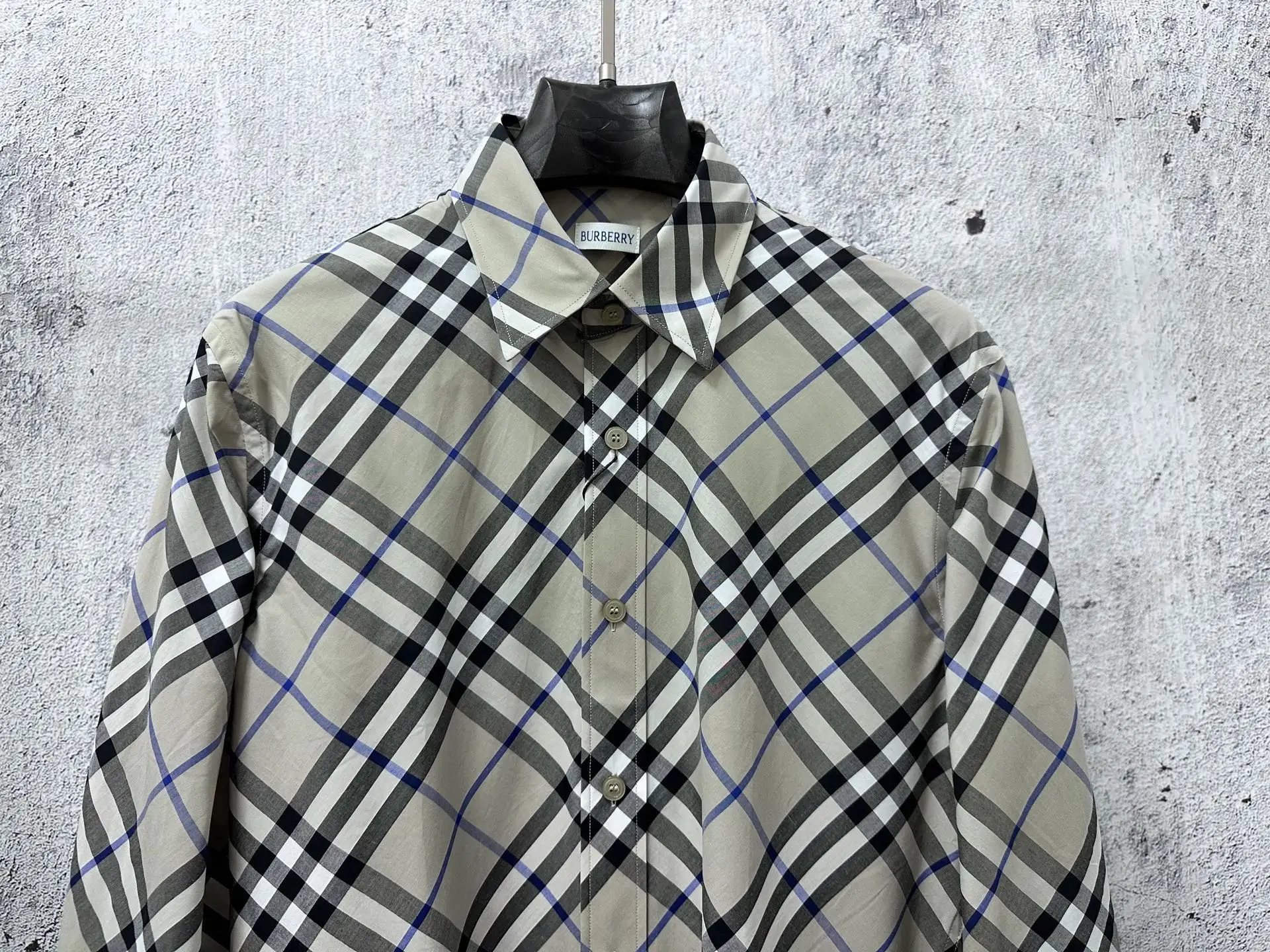 Check Technical Twill Long-Sleeved Shirt D23524873 — view 4