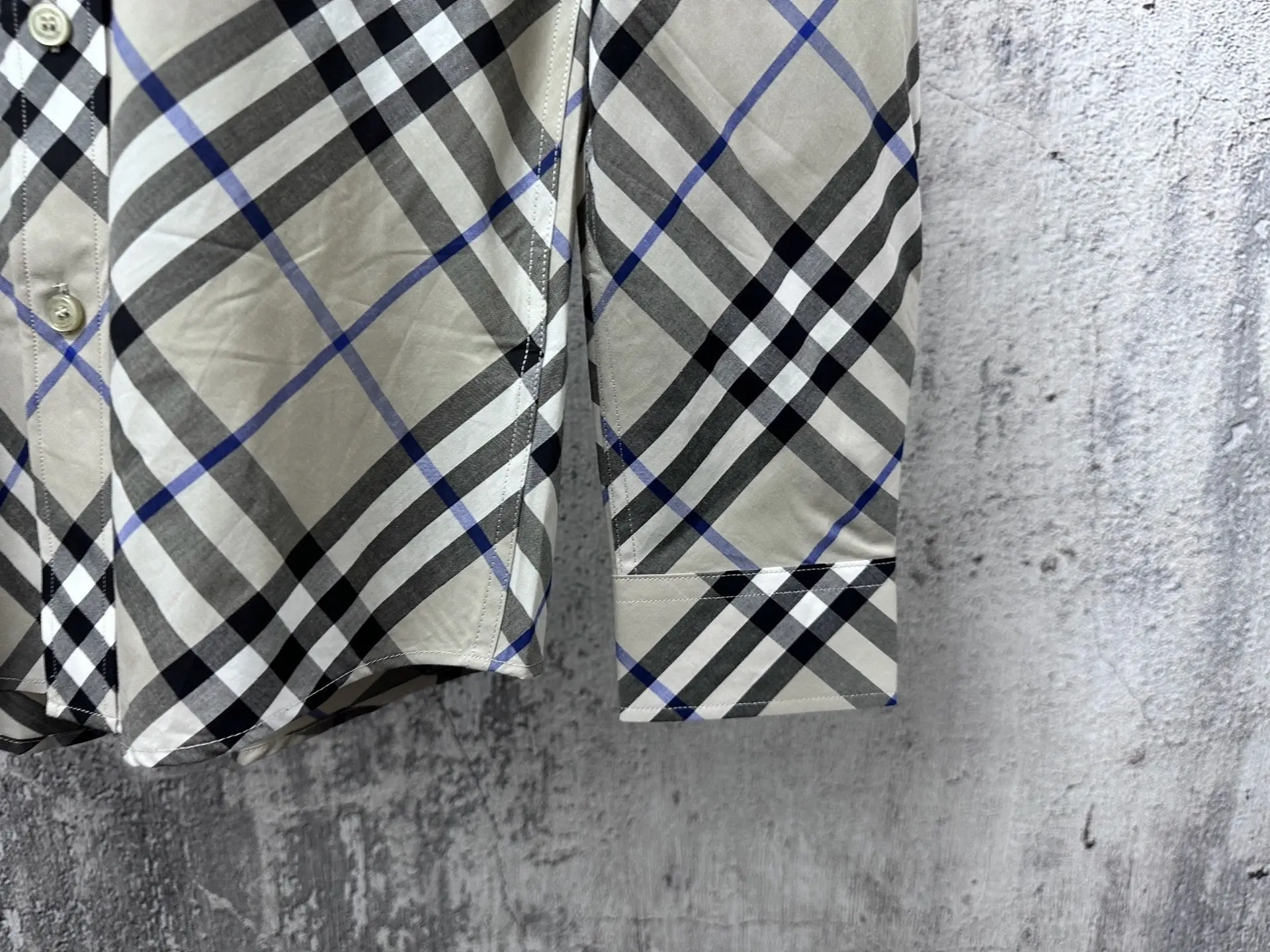Check Technical Twill Long-Sleeved Shirt D23524873 — view 6
