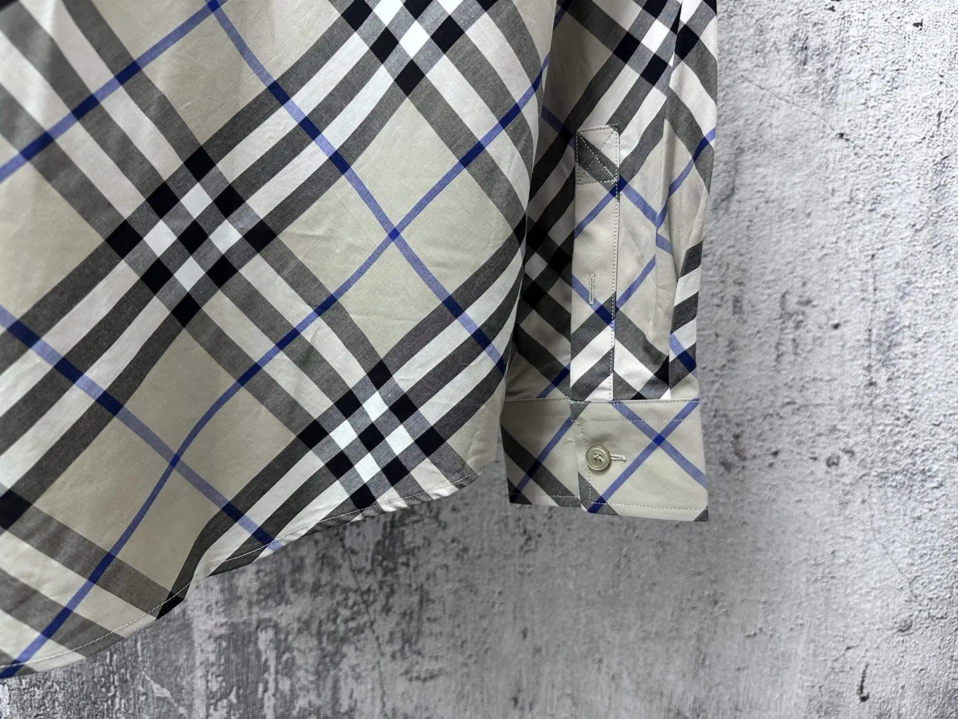 Check Technical Twill Long-Sleeved Shirt D23524873 — view 8