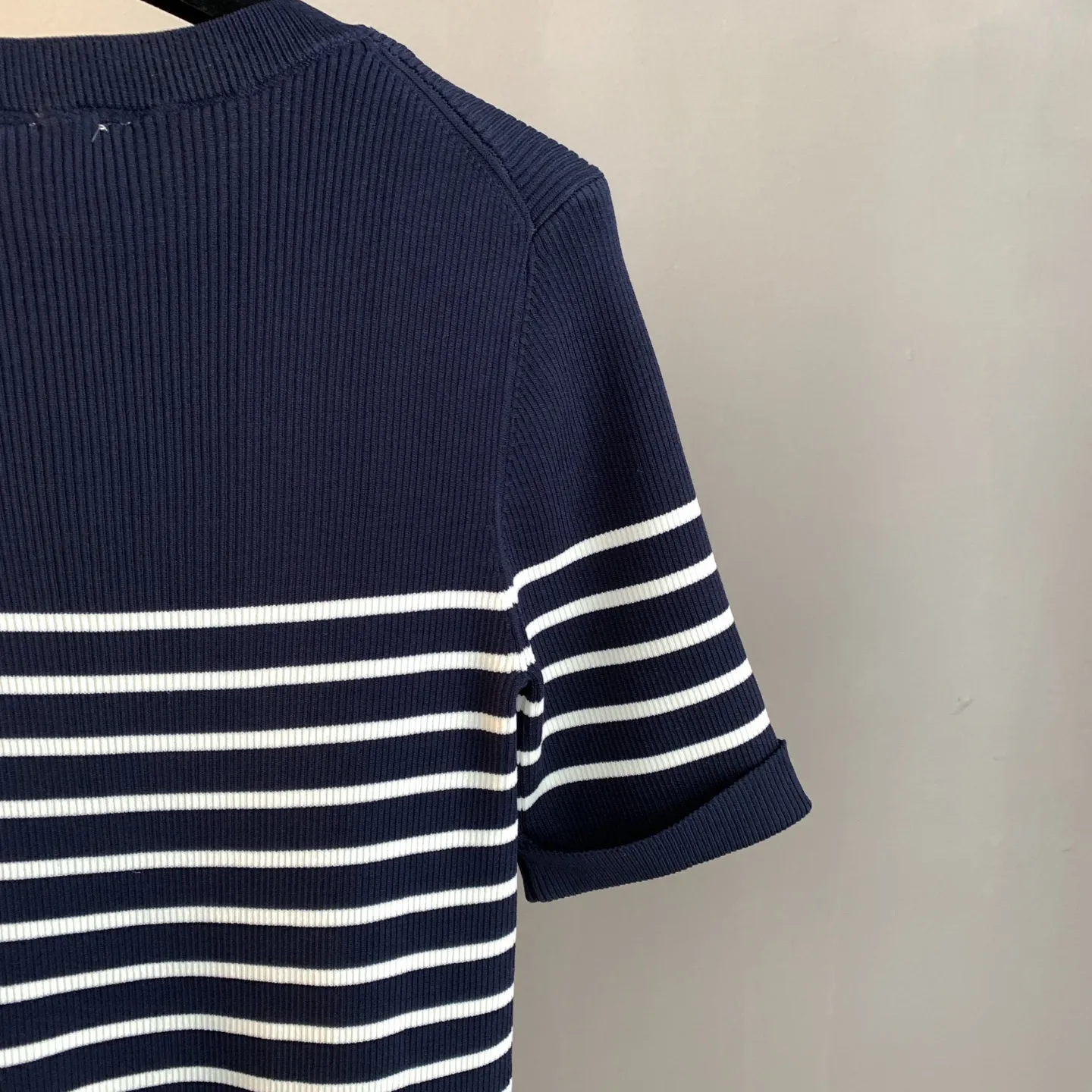 Striped Logo Ribbed Knit Top D23524198 — view 7