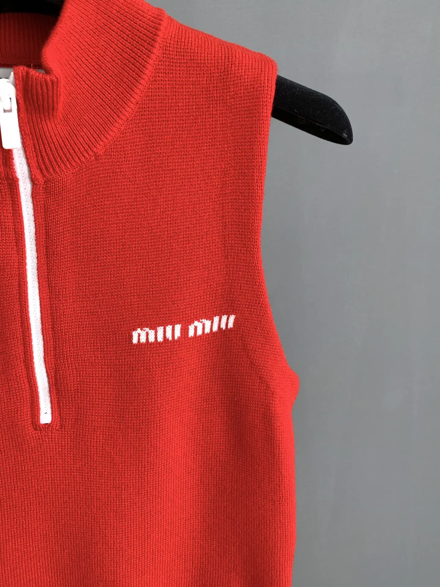 Logo-Embroidered Half-Zip Knit Vest D23524058 — view 7
