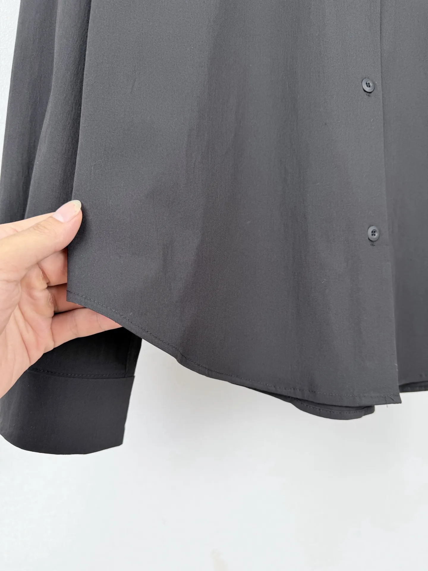 Logo-Patch Stretch Poplin Long-Sleeve Shirt D24021302 — view 9