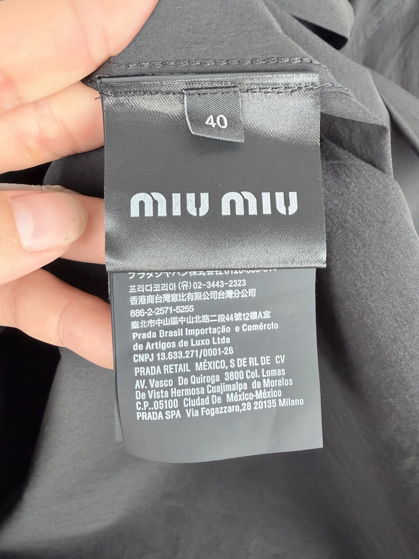 Logo-Patch Stretch Poplin Long-Sleeve Shirt D24021302 — view 11