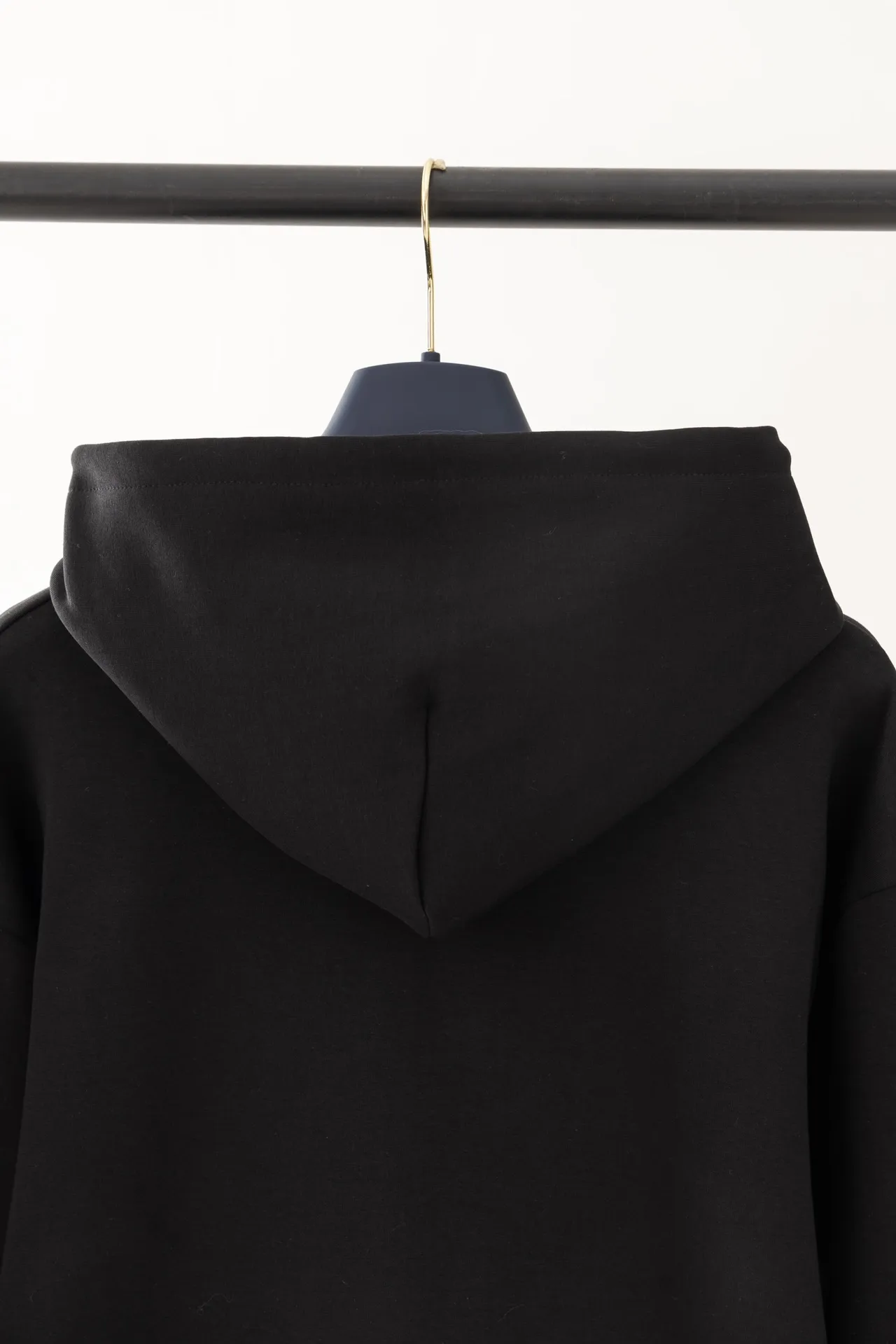 Logo Embroidered Zip-Up Hoodie with Pearl Details D24021202 — view 5