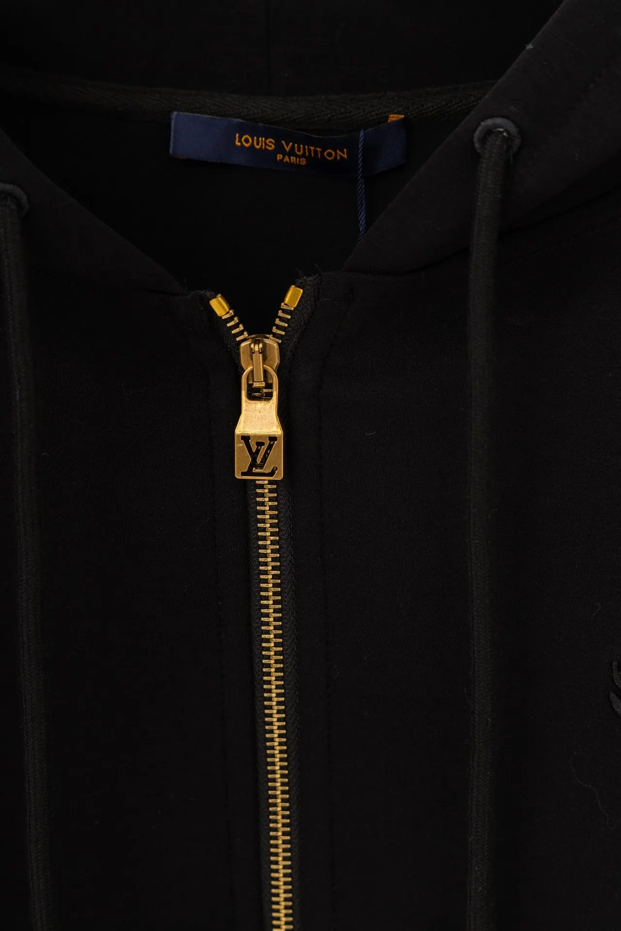 Logo Embroidered Zip-Up Hoodie with Pearl Details D24021202 — view 6