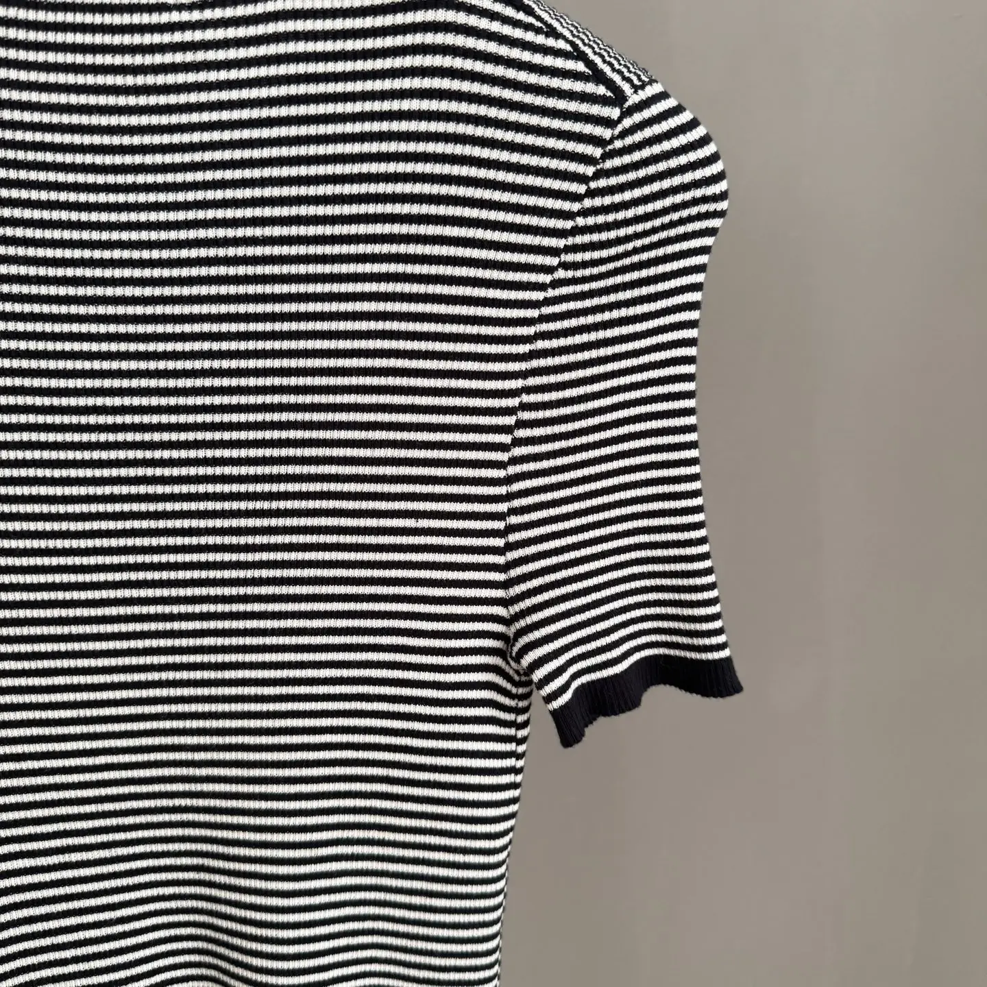 Striped Logo-Intarsia Knit T-Shirt D24024052 — view 9