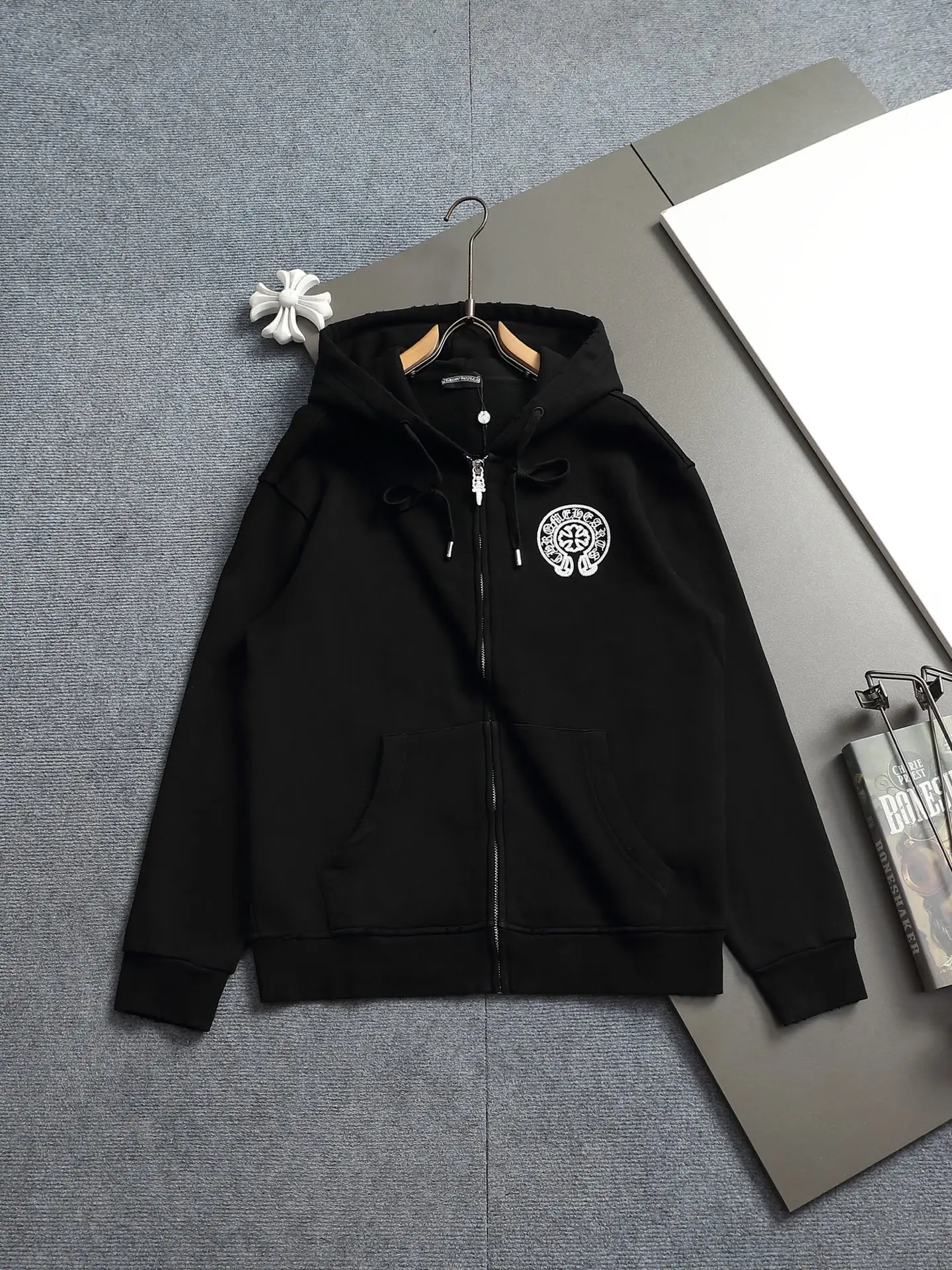 Logo Embroidered Zip-Up Hoodie D24523291