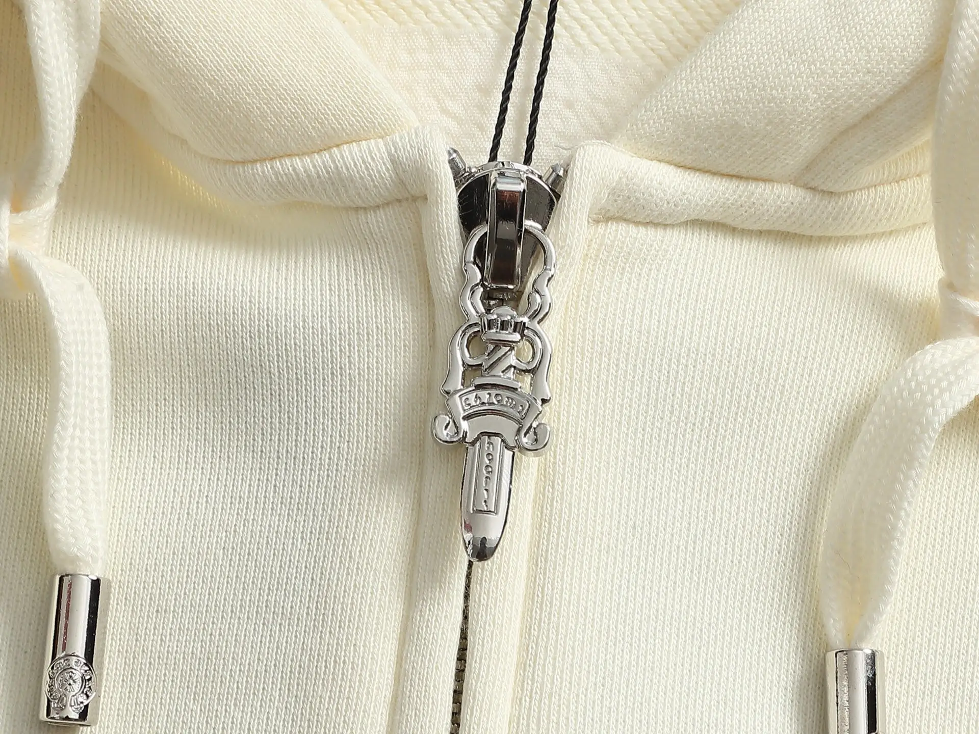 Logo Embroidery Distressed Zip-Up Hoodie D24523290 — view 7