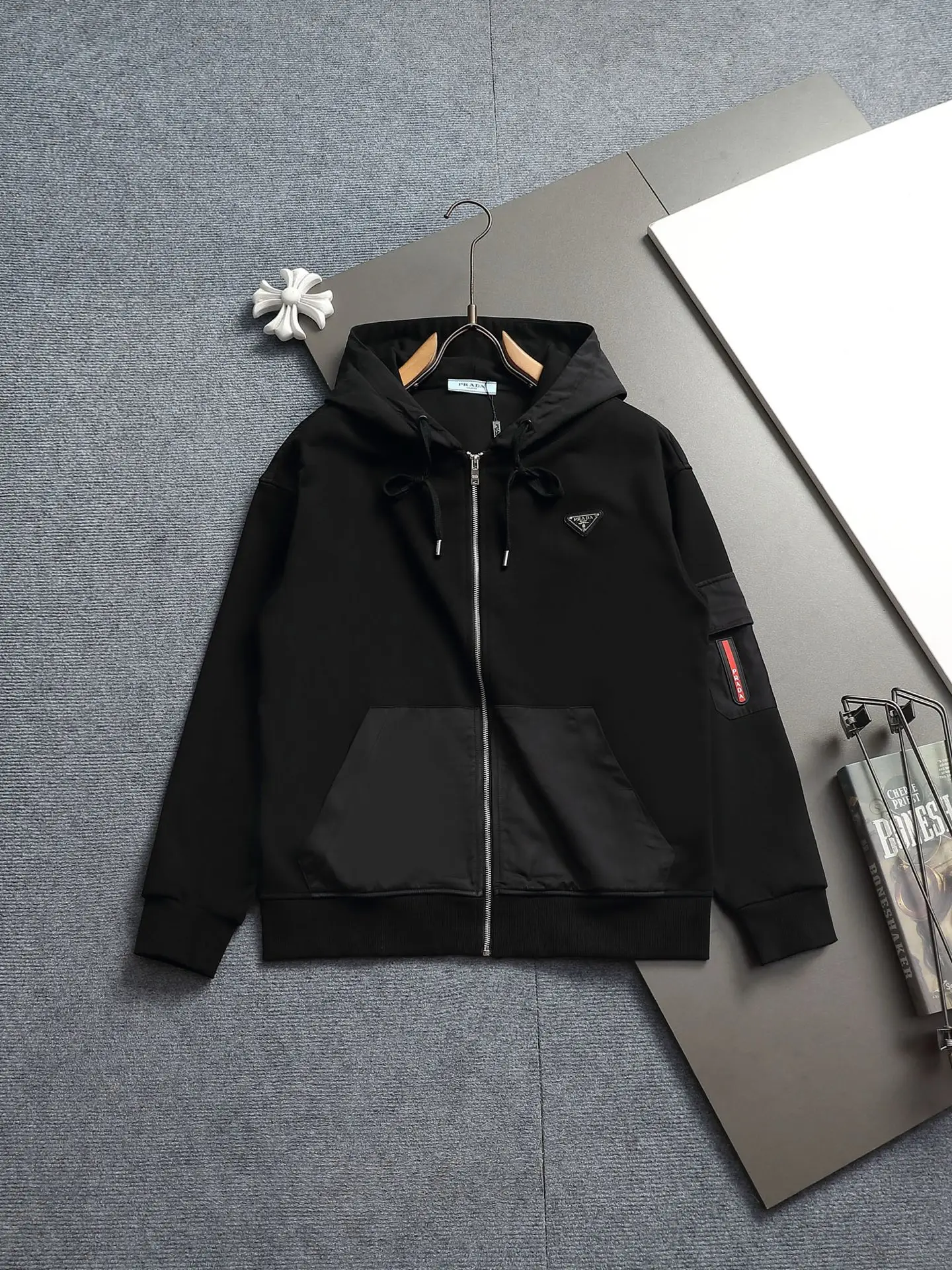 Logo-Appliqué Zip-Up Hoodie D24523292