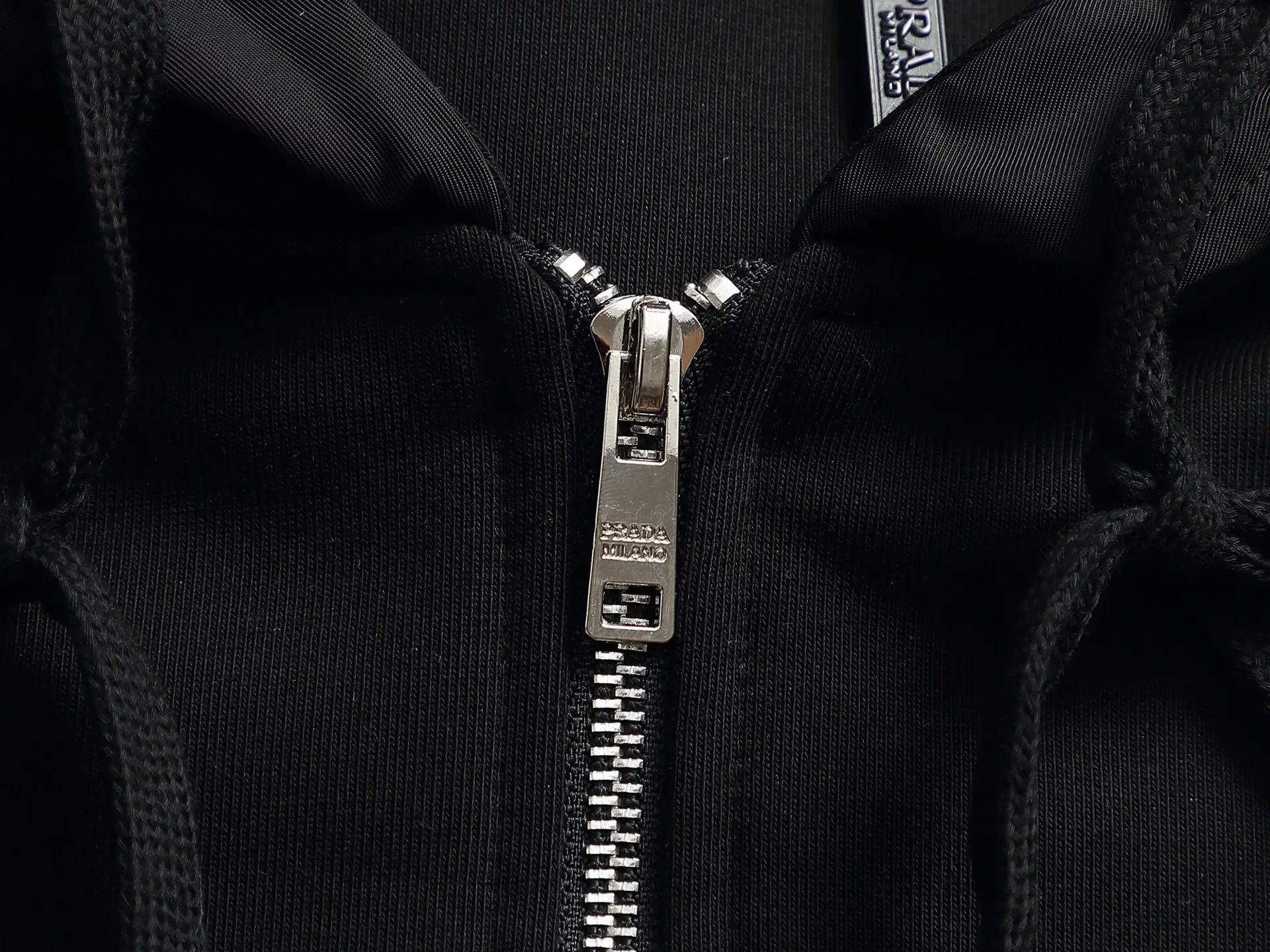 Logo-Appliqué Zip-Up Hoodie D24523292 — view 7