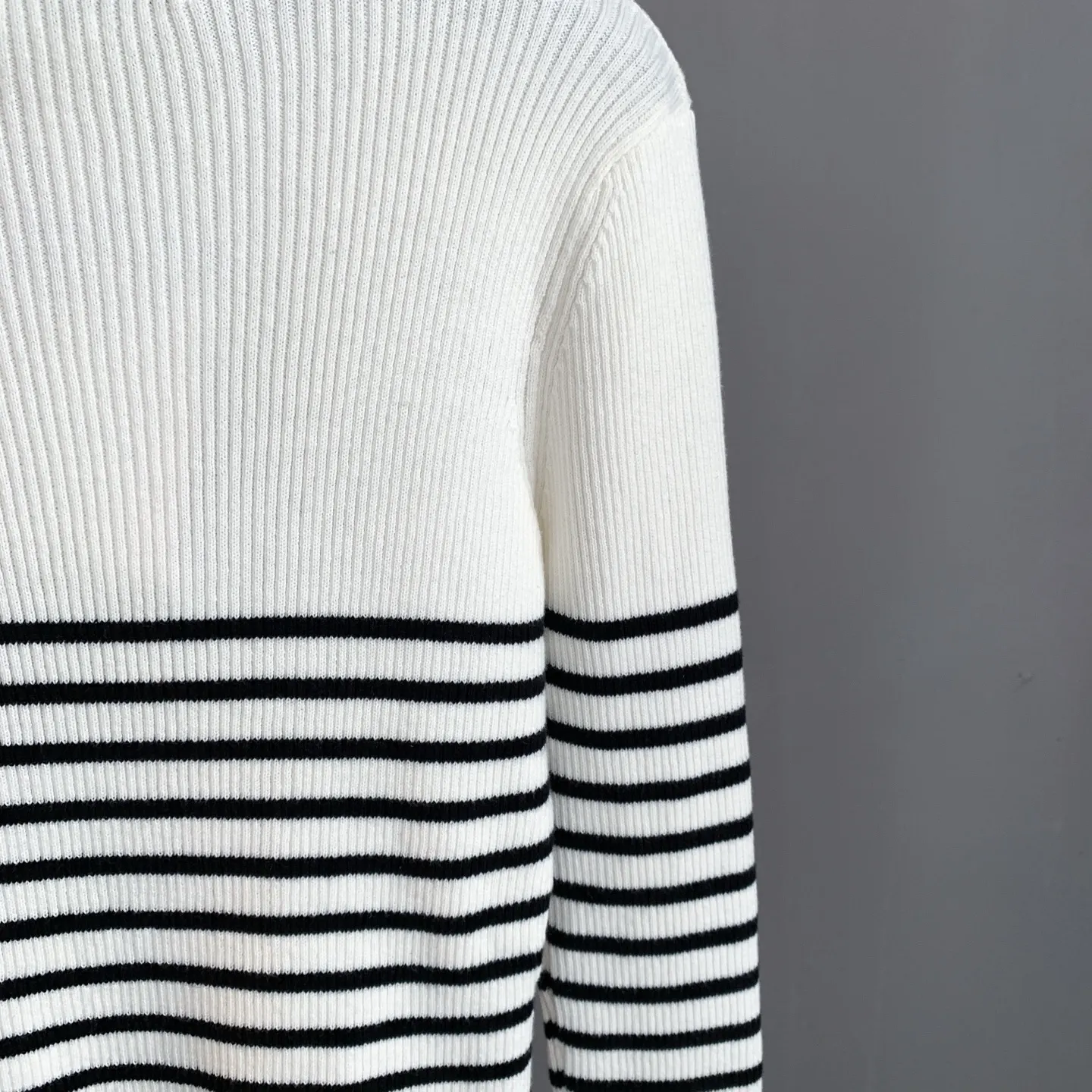Star Intarsia Striped Wool Sweater D24524192 — view 7