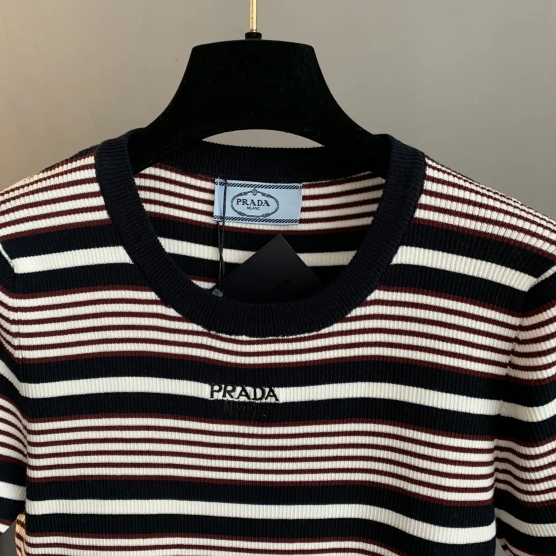 Logo-Embroidered Striped Knit Top D24524051 — view 3