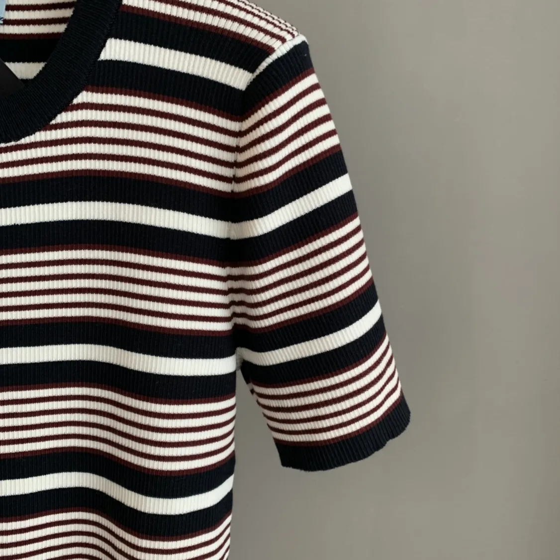 Logo-Embroidered Striped Knit Top D24524051 — view 6