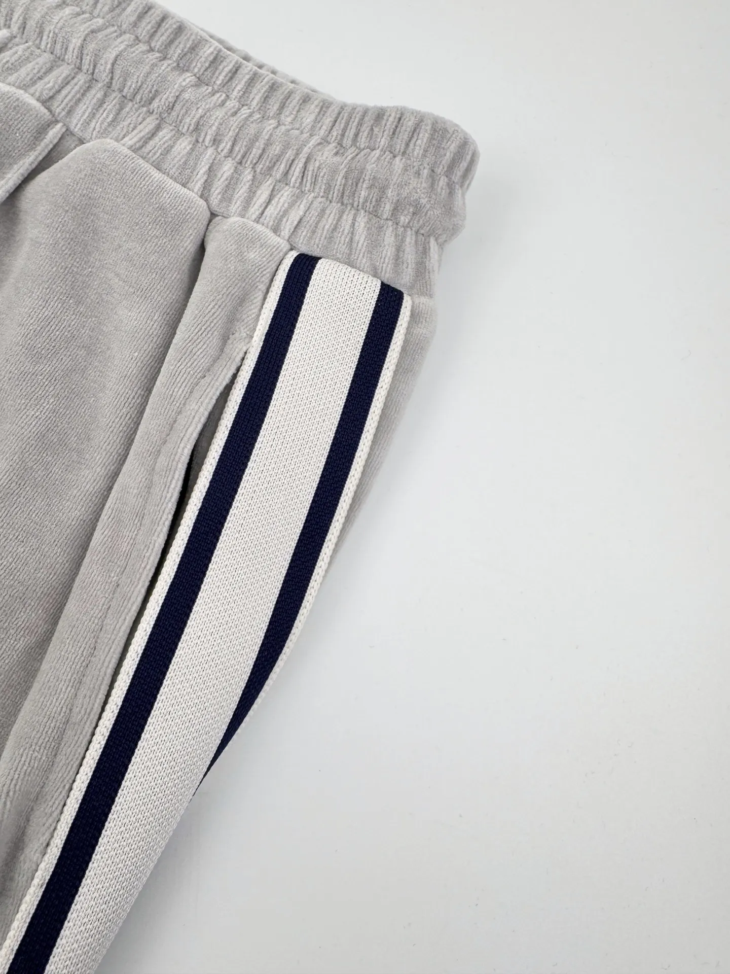 Embroidered Velour Straight-Leg Sweatpants D25023187 — view 6