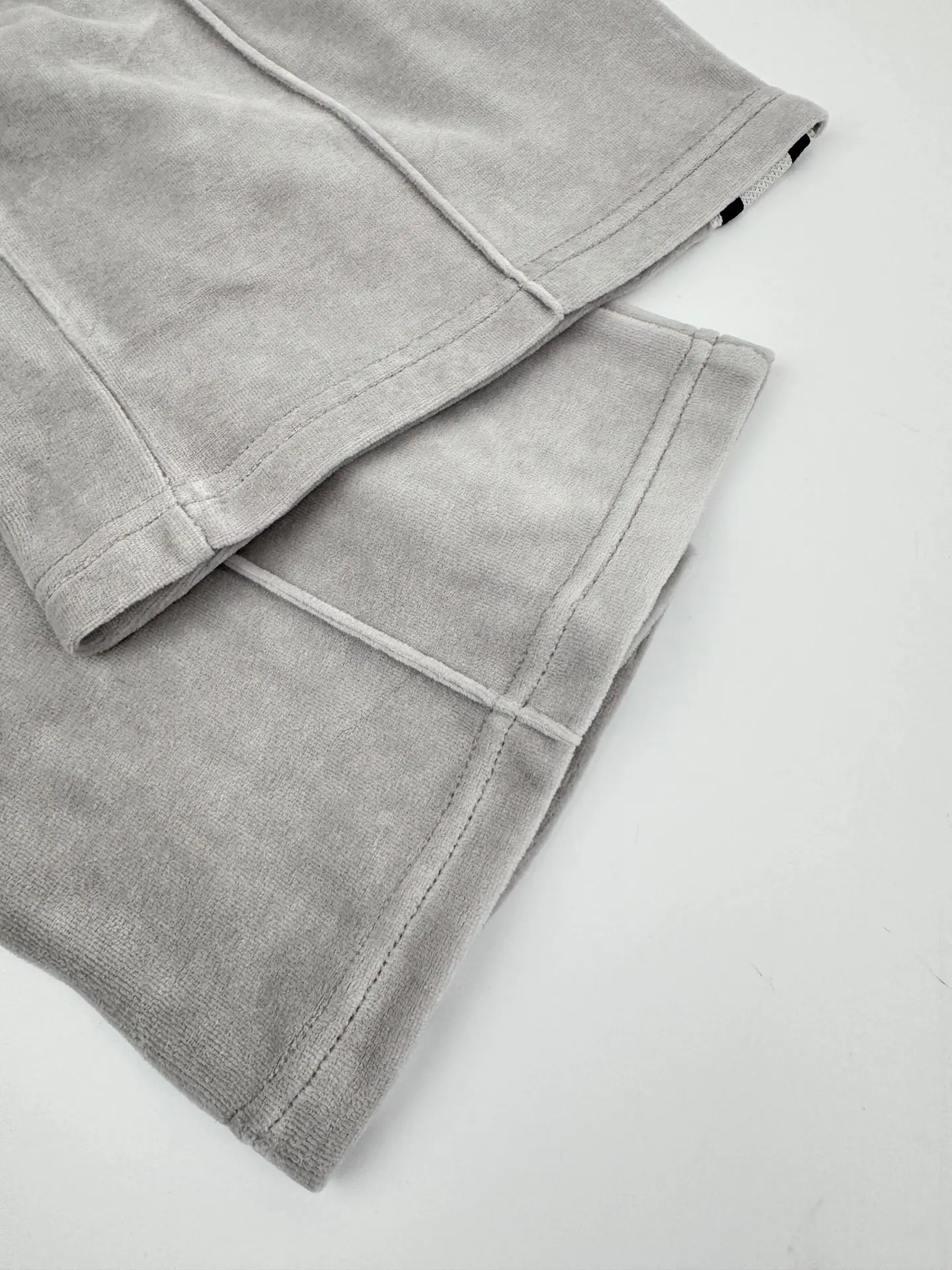 Embroidered Velour Straight-Leg Sweatpants D25023187 — view 9