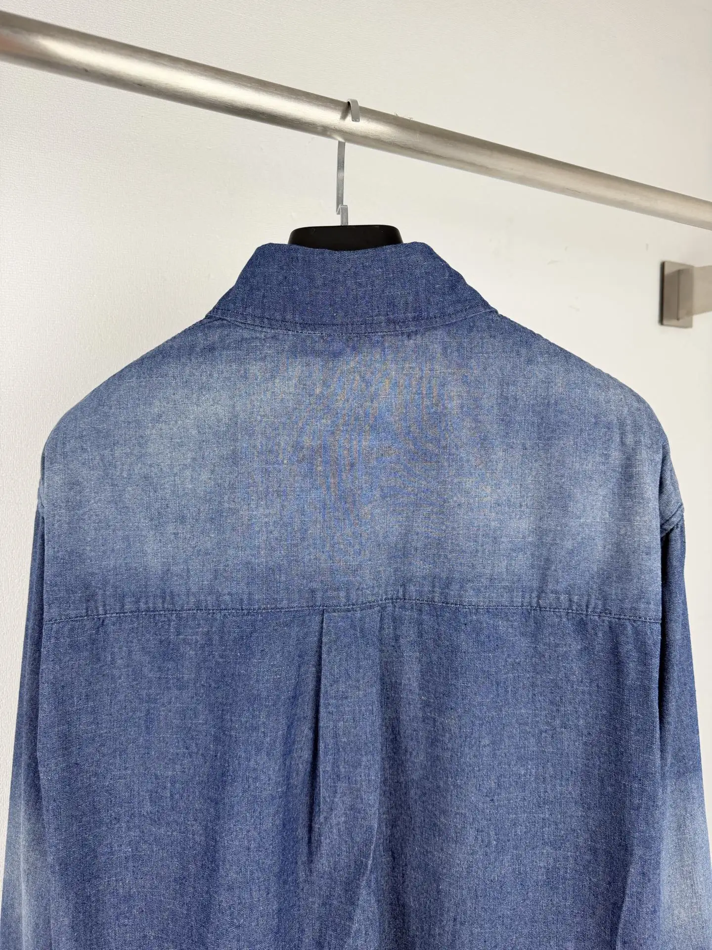 Anagram Embroidered Washed Denim Shirt D25521295 — view 4