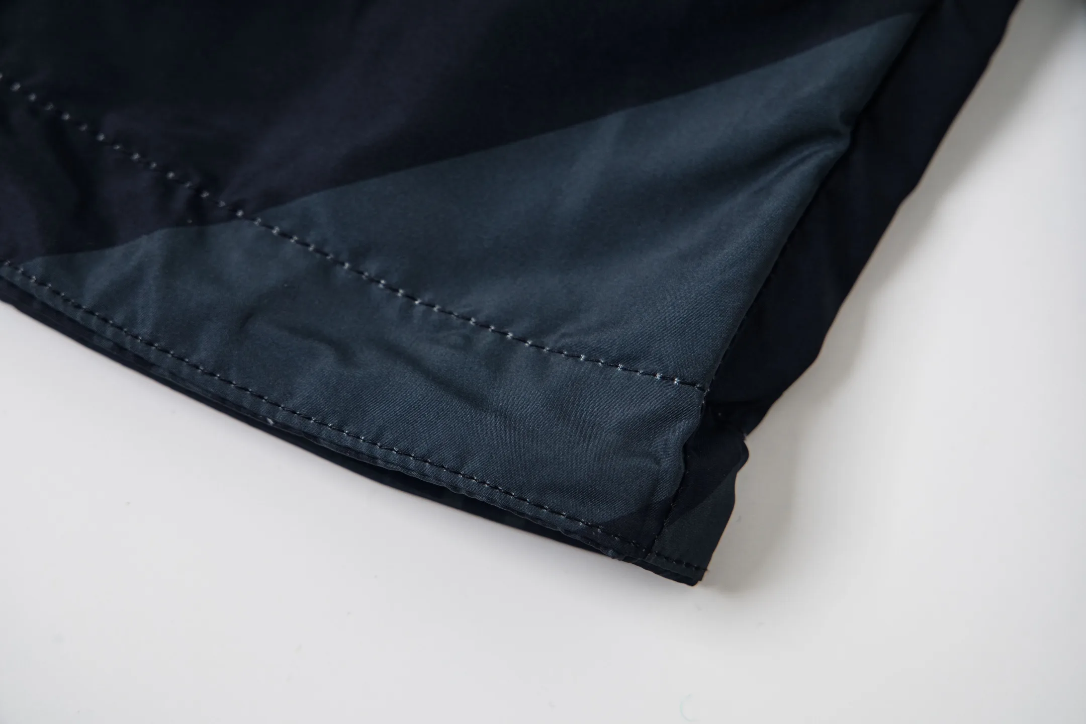 Reversible Logo Jacquard Hooded Jacket D25523500 — view 9